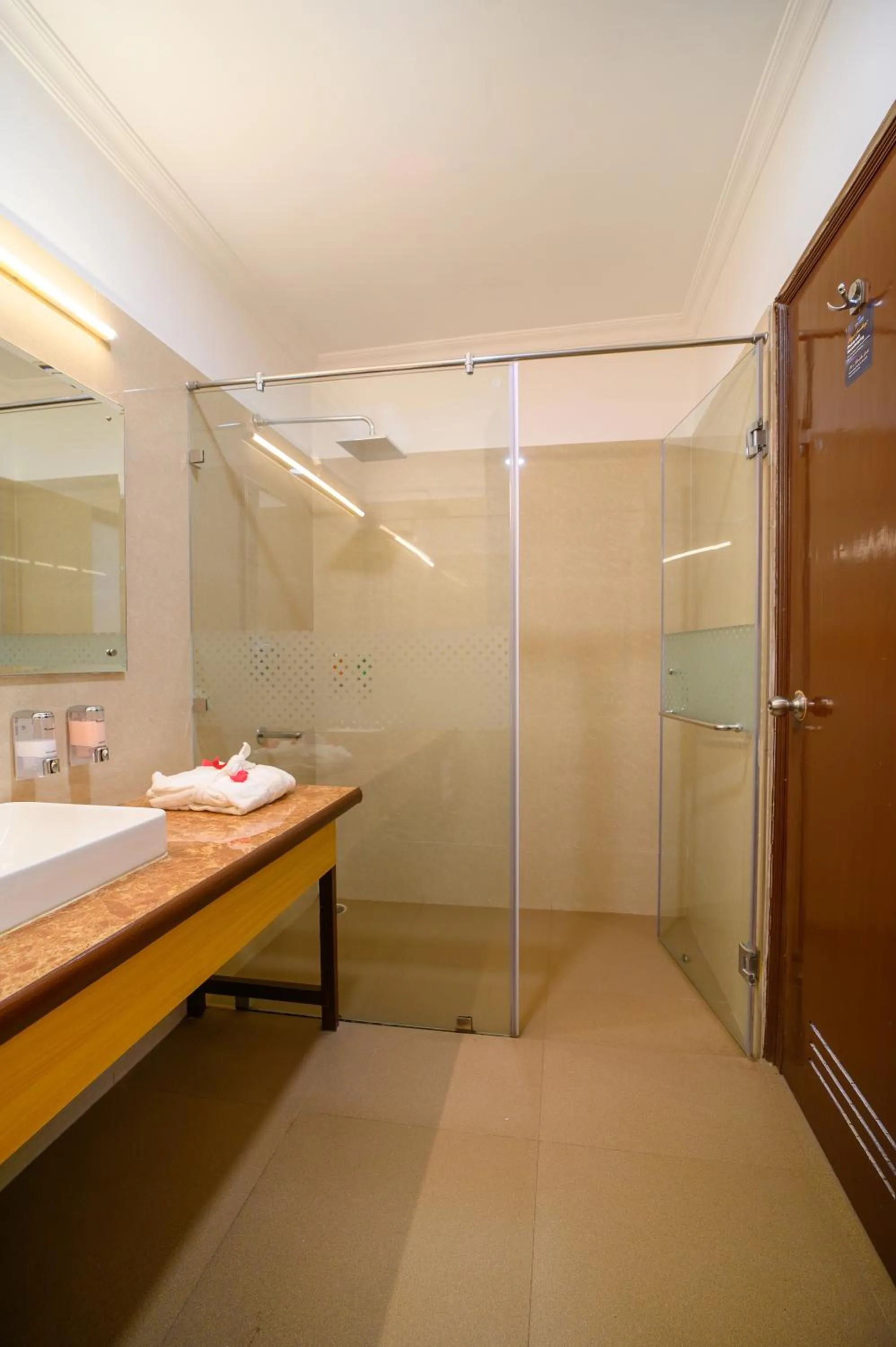 Bathroom in Sinclairs Gangtok