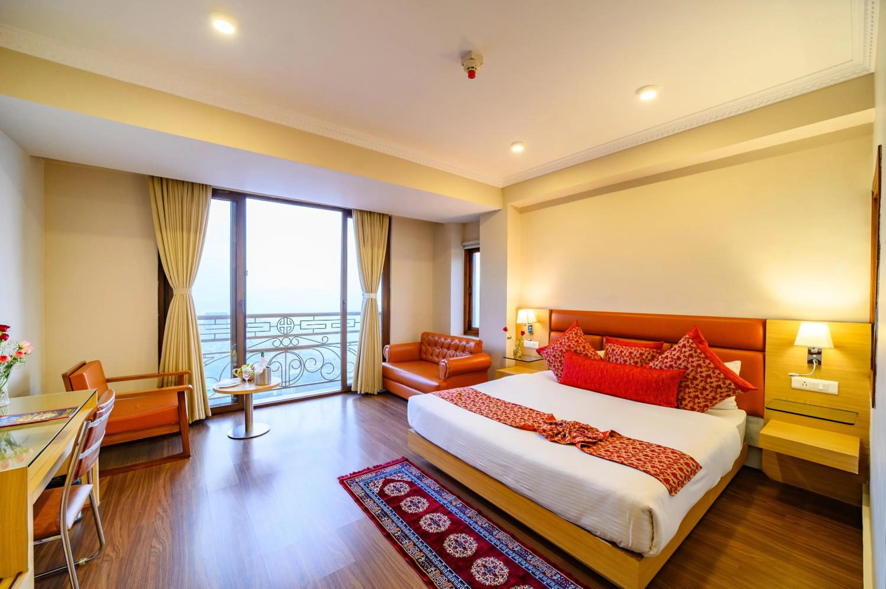 Photo of the whole room, Bed in Sinclairs Gangtok