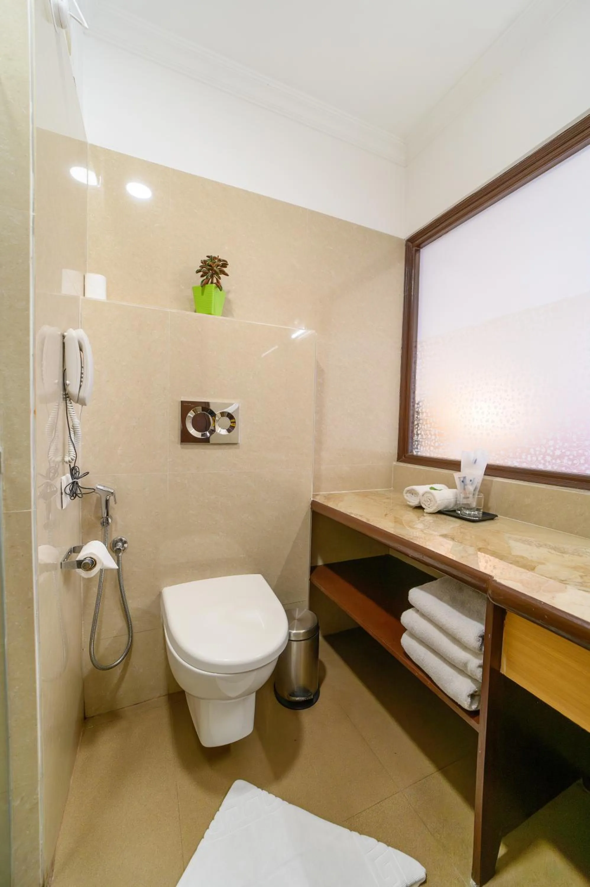 Bathroom in Sinclairs Gangtok