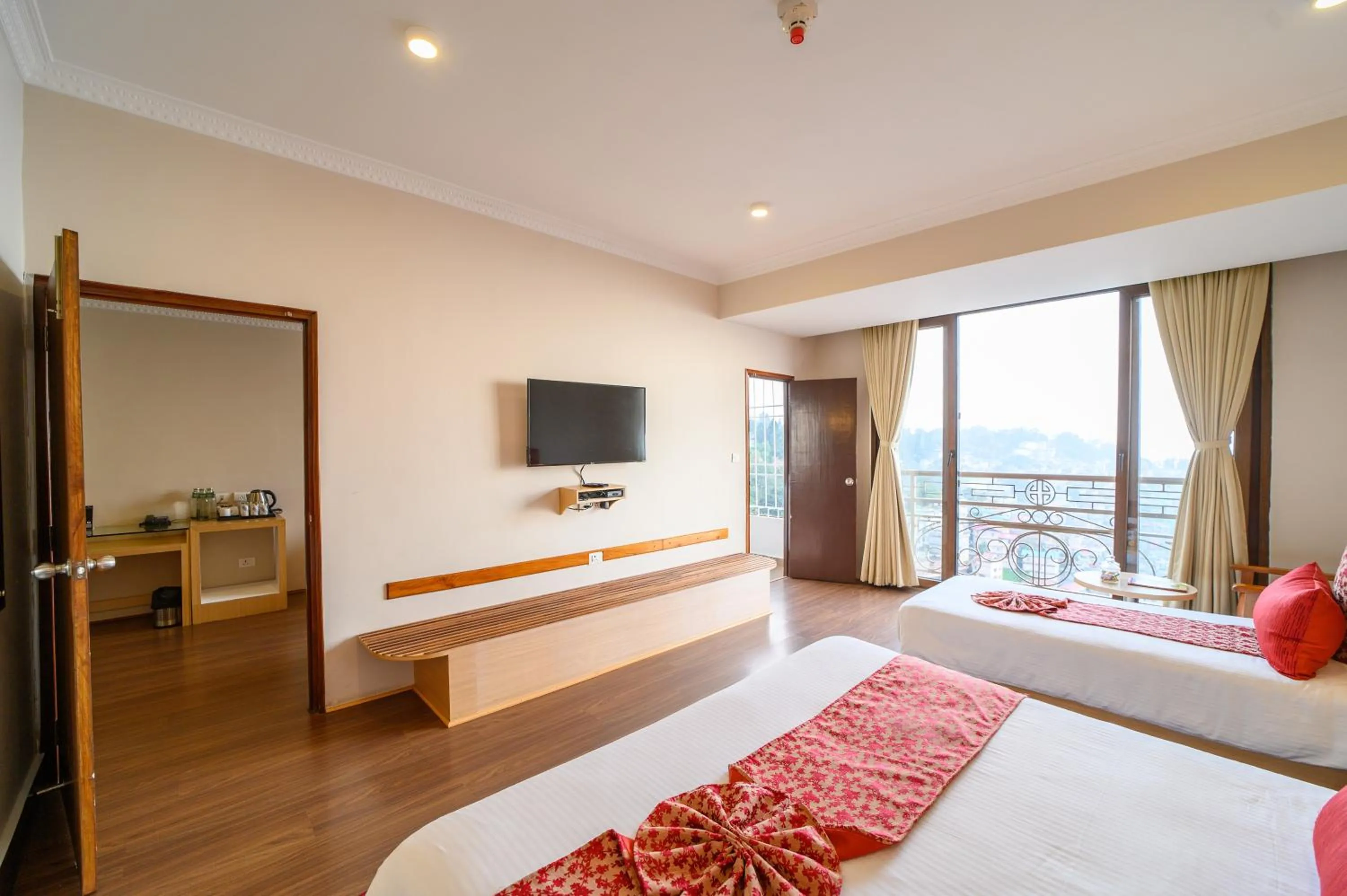 TV and multimedia, Bed in Sinclairs Gangtok