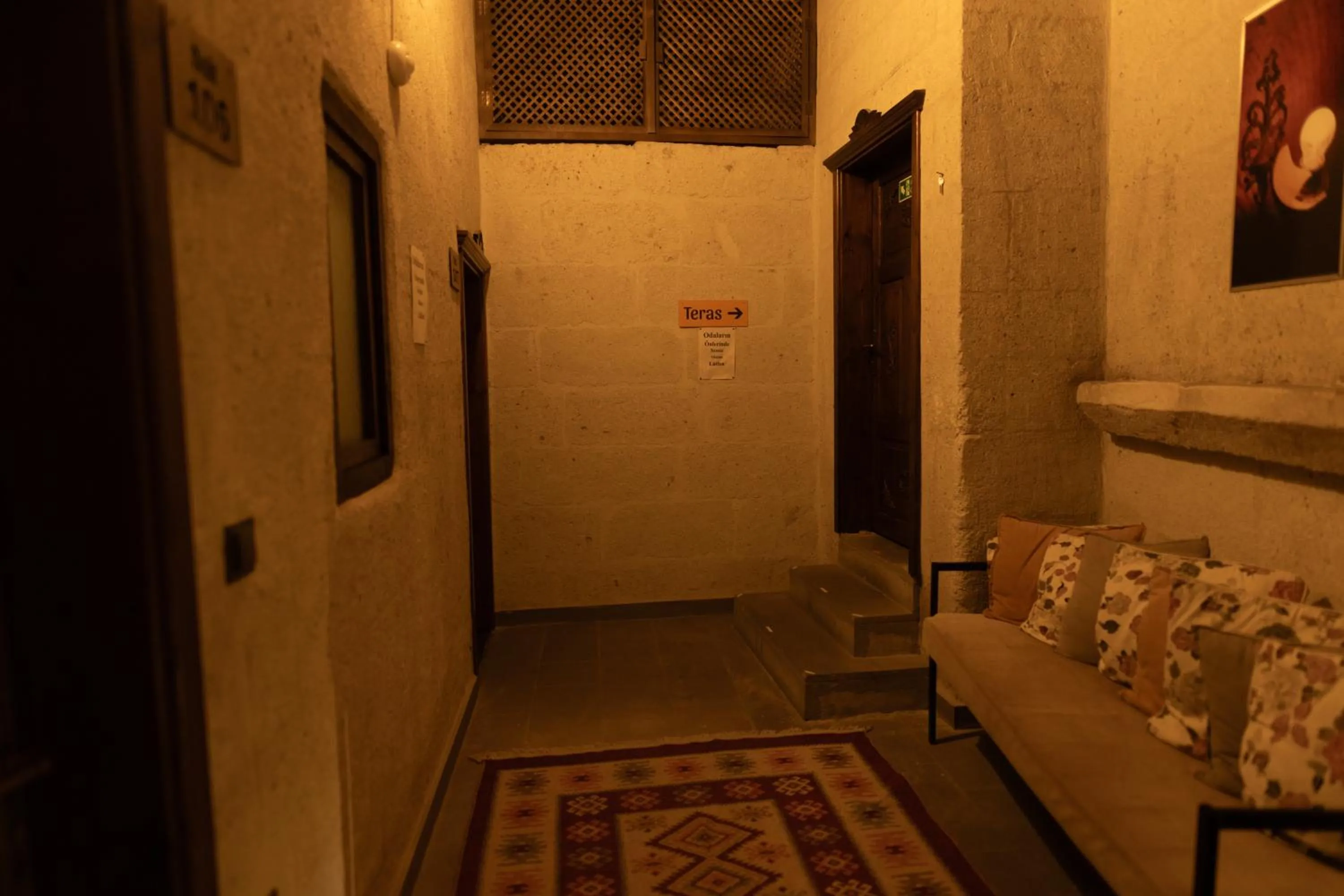 Patio in Lemon Cave Suites