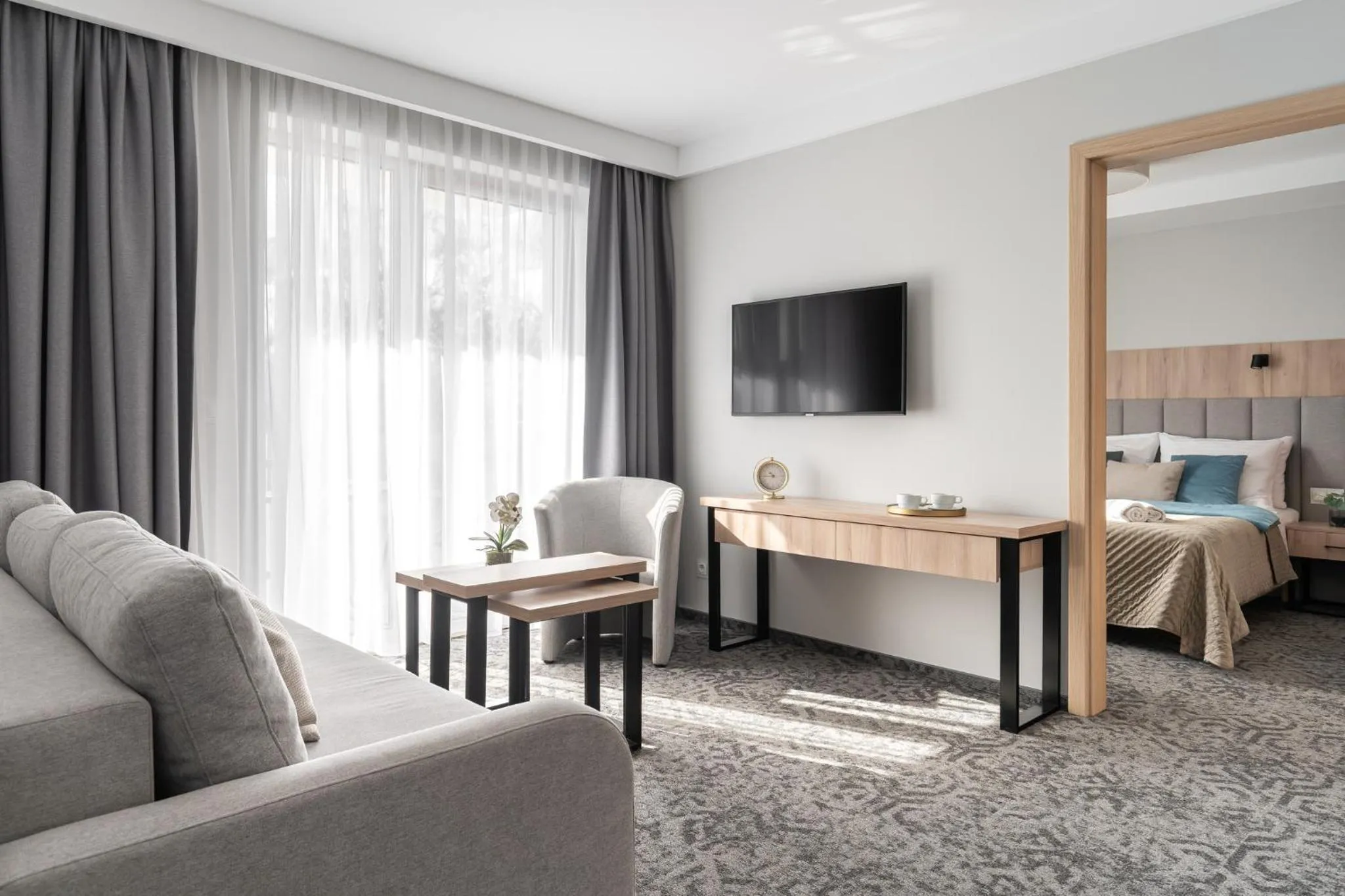 Seating area, Bed in Rezydencja AMBRE