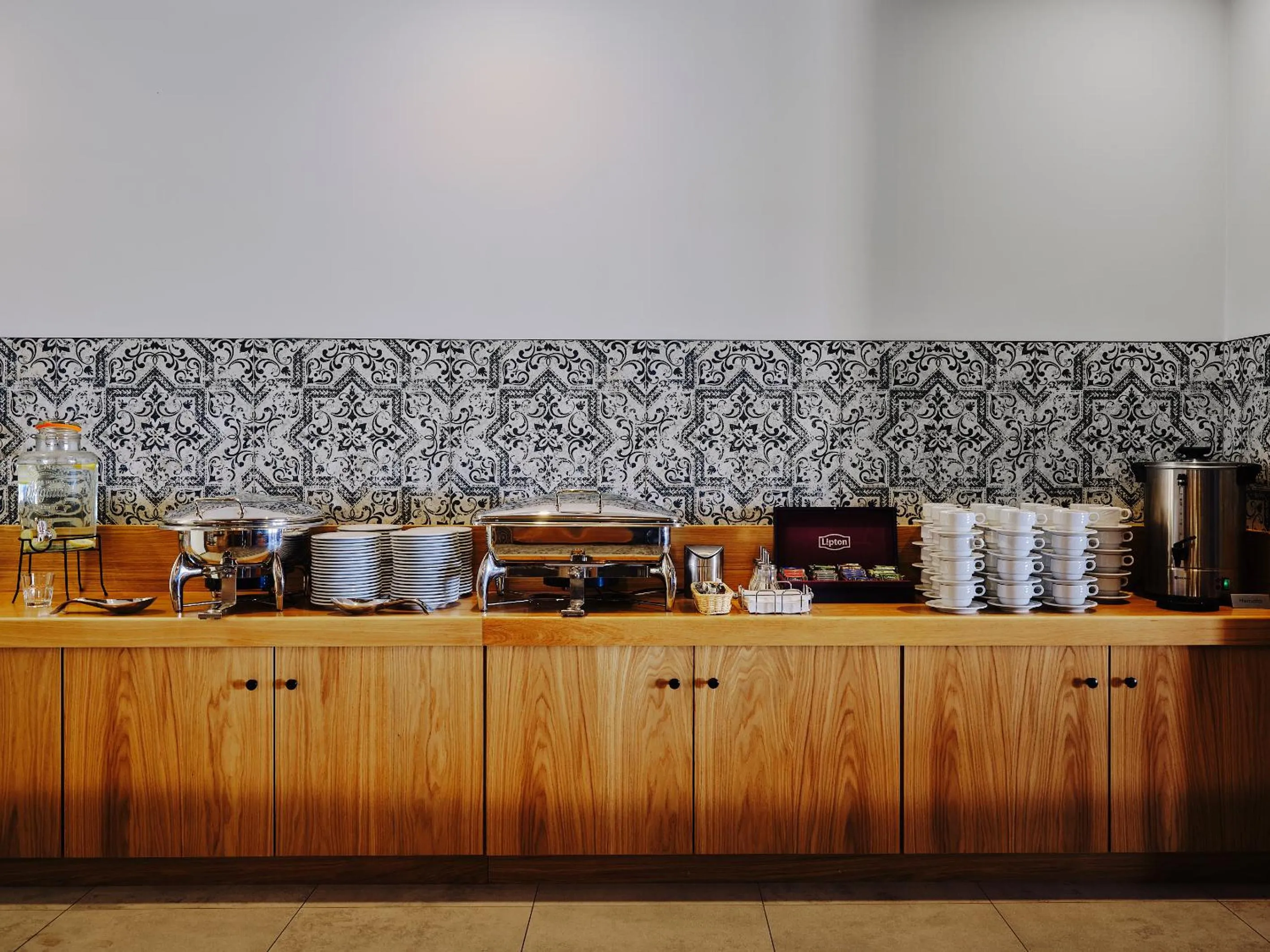 Restaurant/places to eat in Rezydencja AMBRE