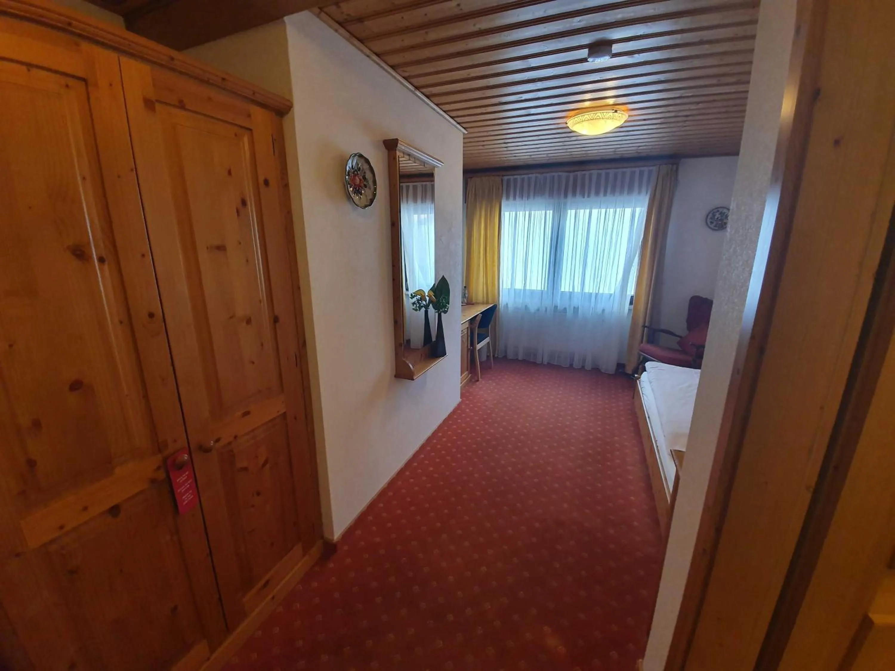 Photo of the whole room in Landgasthof Brunnenwirt Zum Meenzer