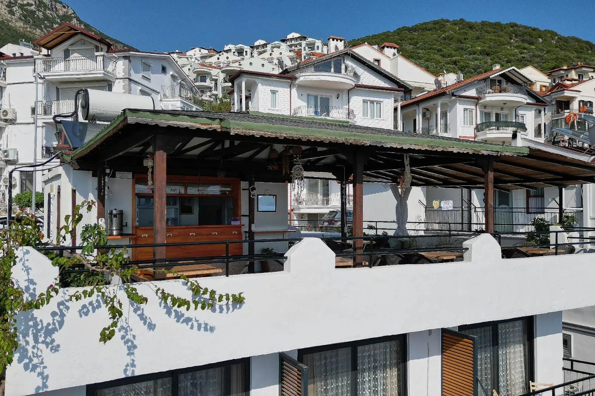 Property building in CARETTA PANSİYOn