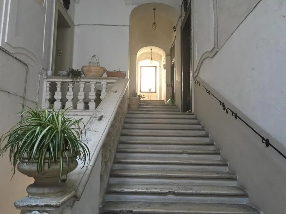 Decorative detail in Bbsantanna2