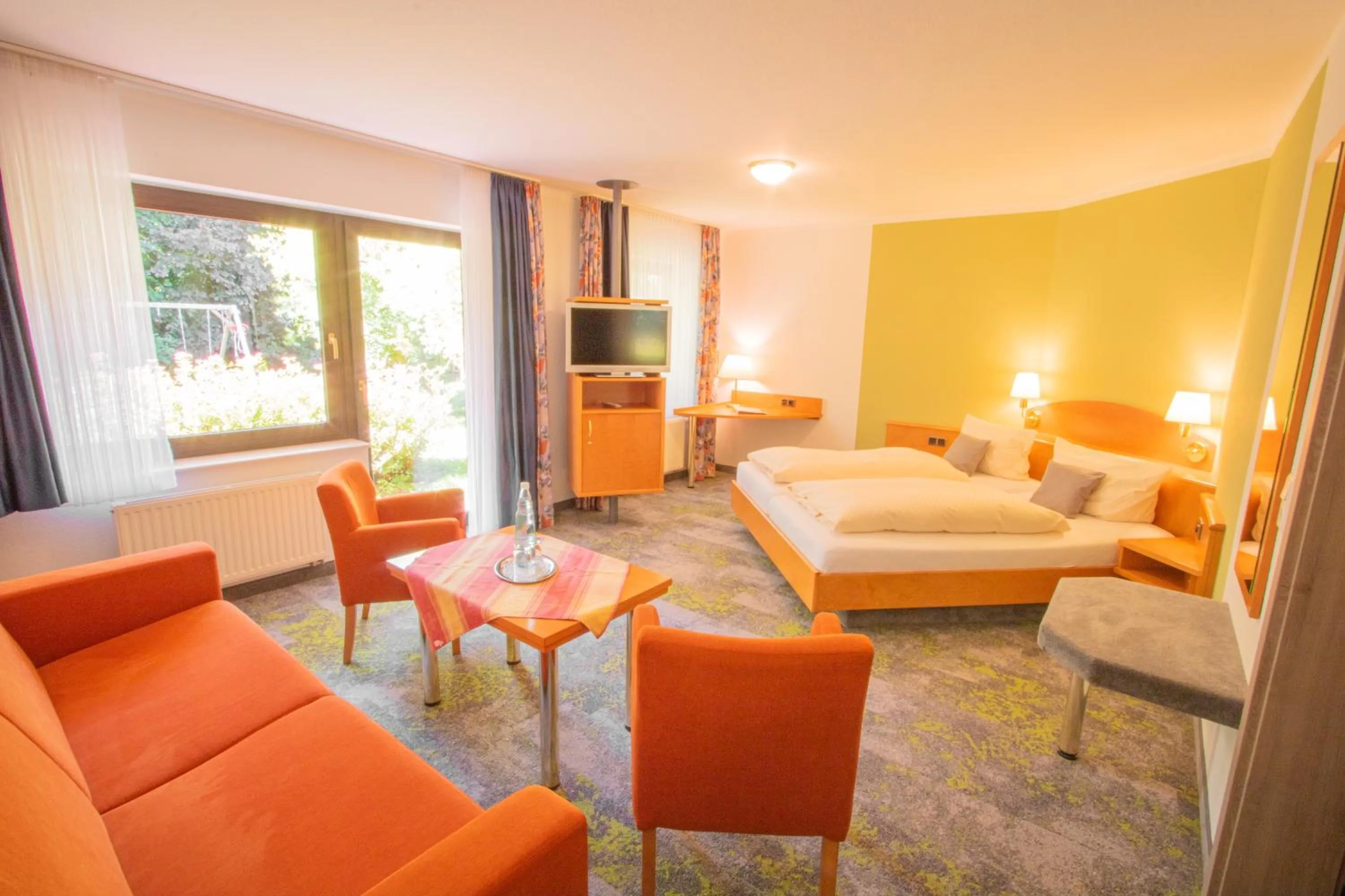 Bed in LandKomfort Hotel Elsenmann Garni