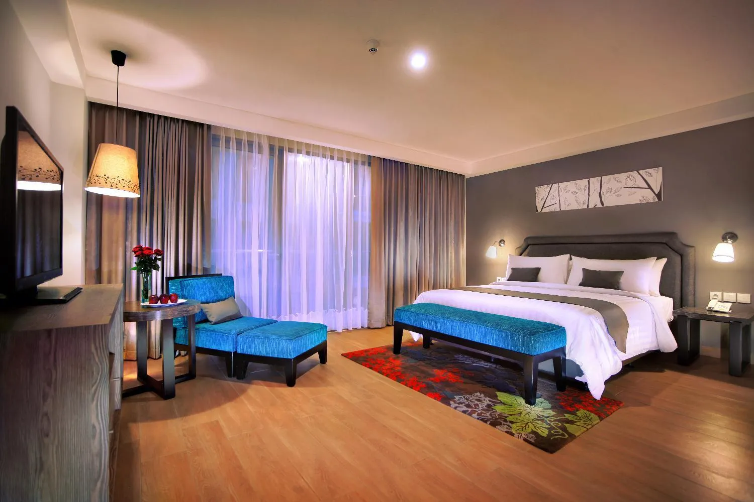 Bedroom, Bed in Harper Kuta Hotel by ASTON