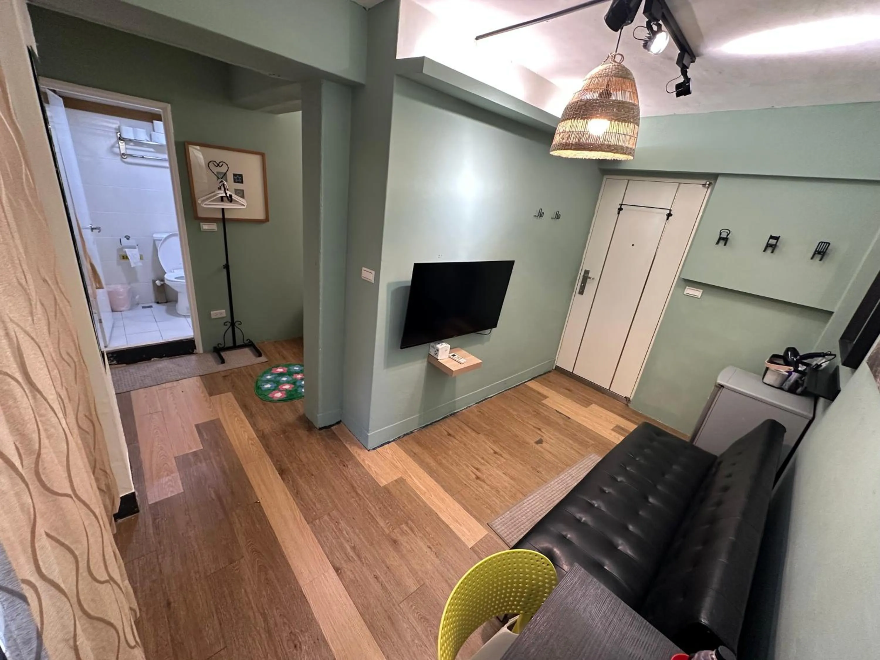 Taipei Triple Tiger Inn