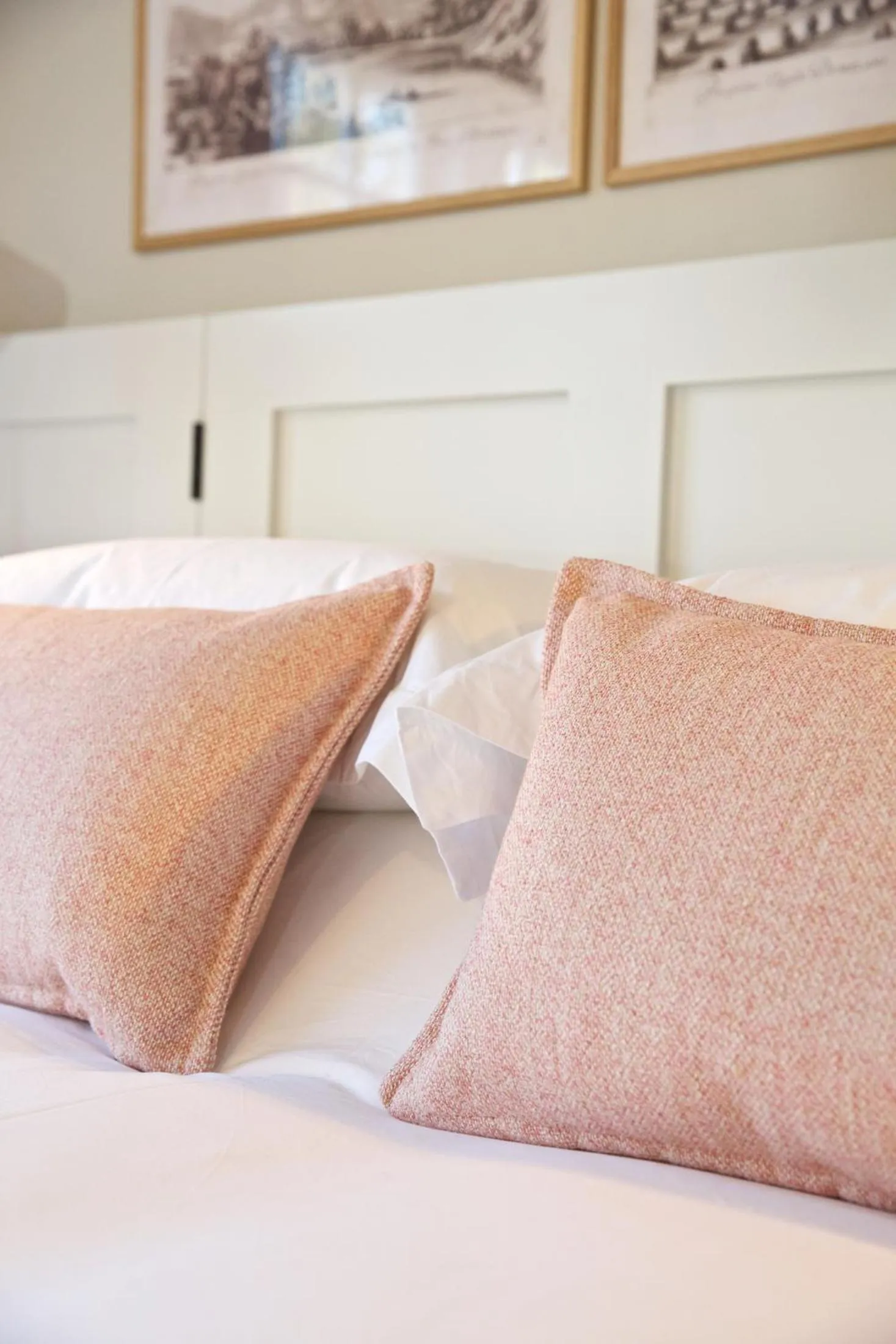 Bedroom, Bed in Ross Lodge