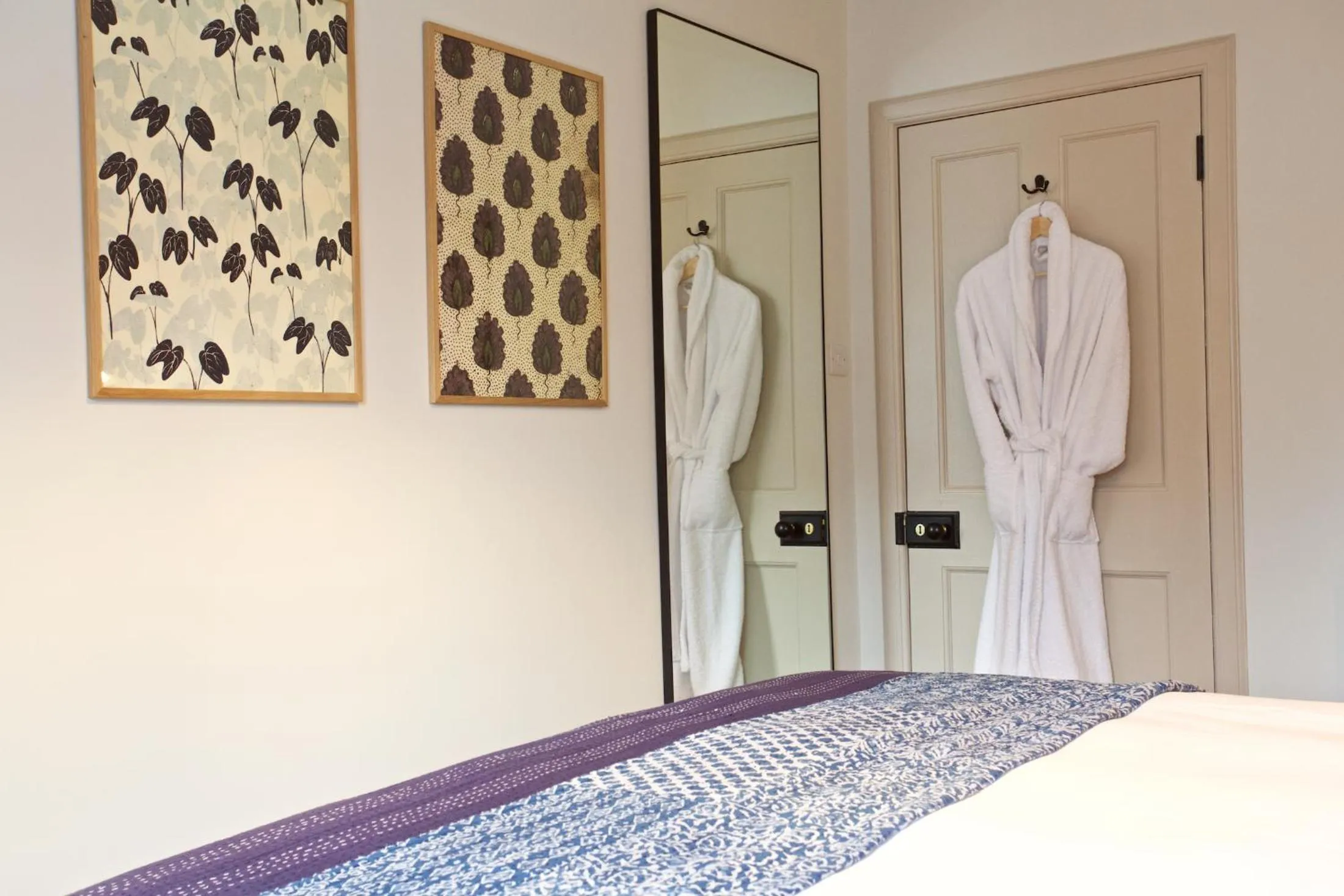 Bedroom, Bed in Ross Lodge