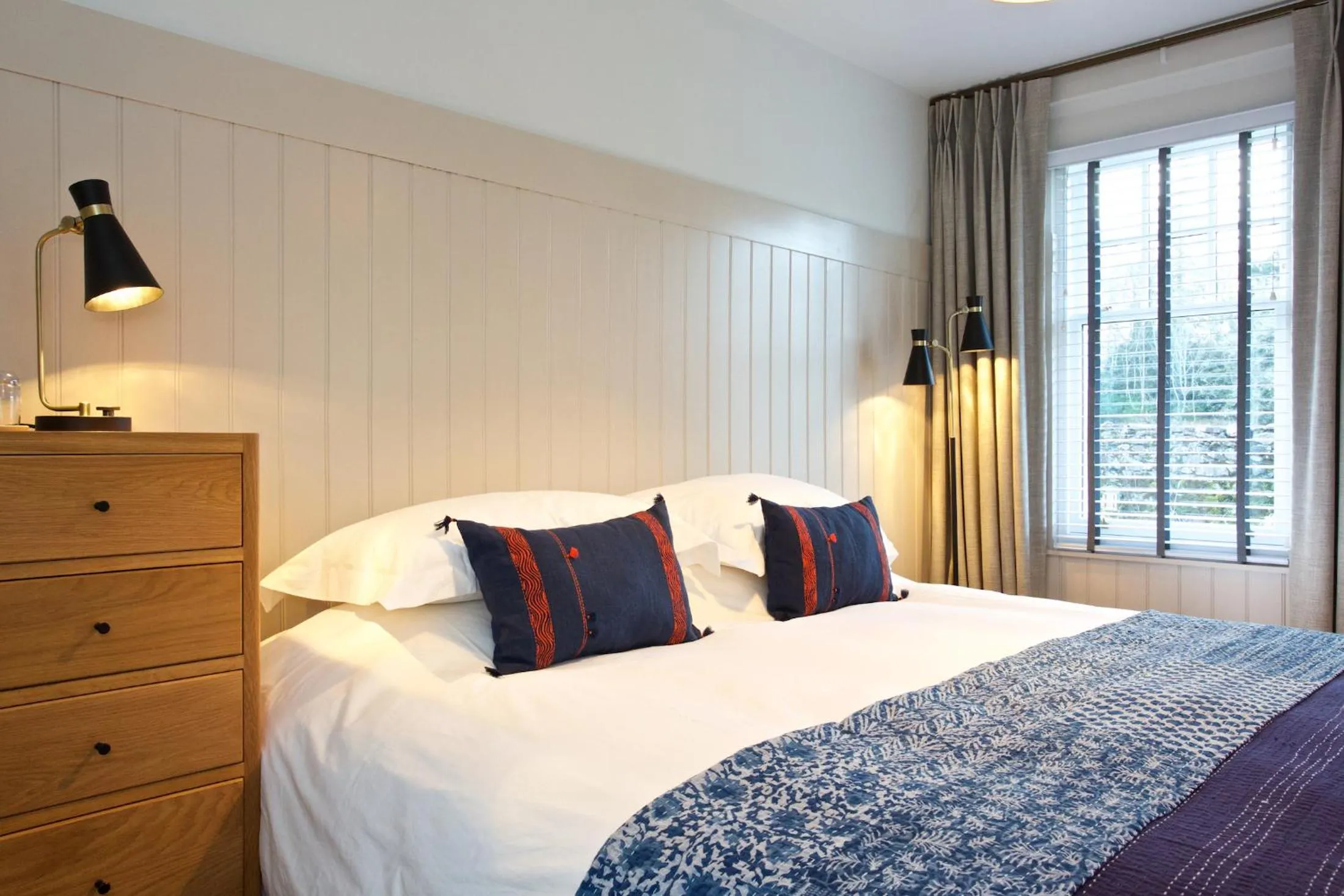 Bedroom, Bed in Ross Lodge