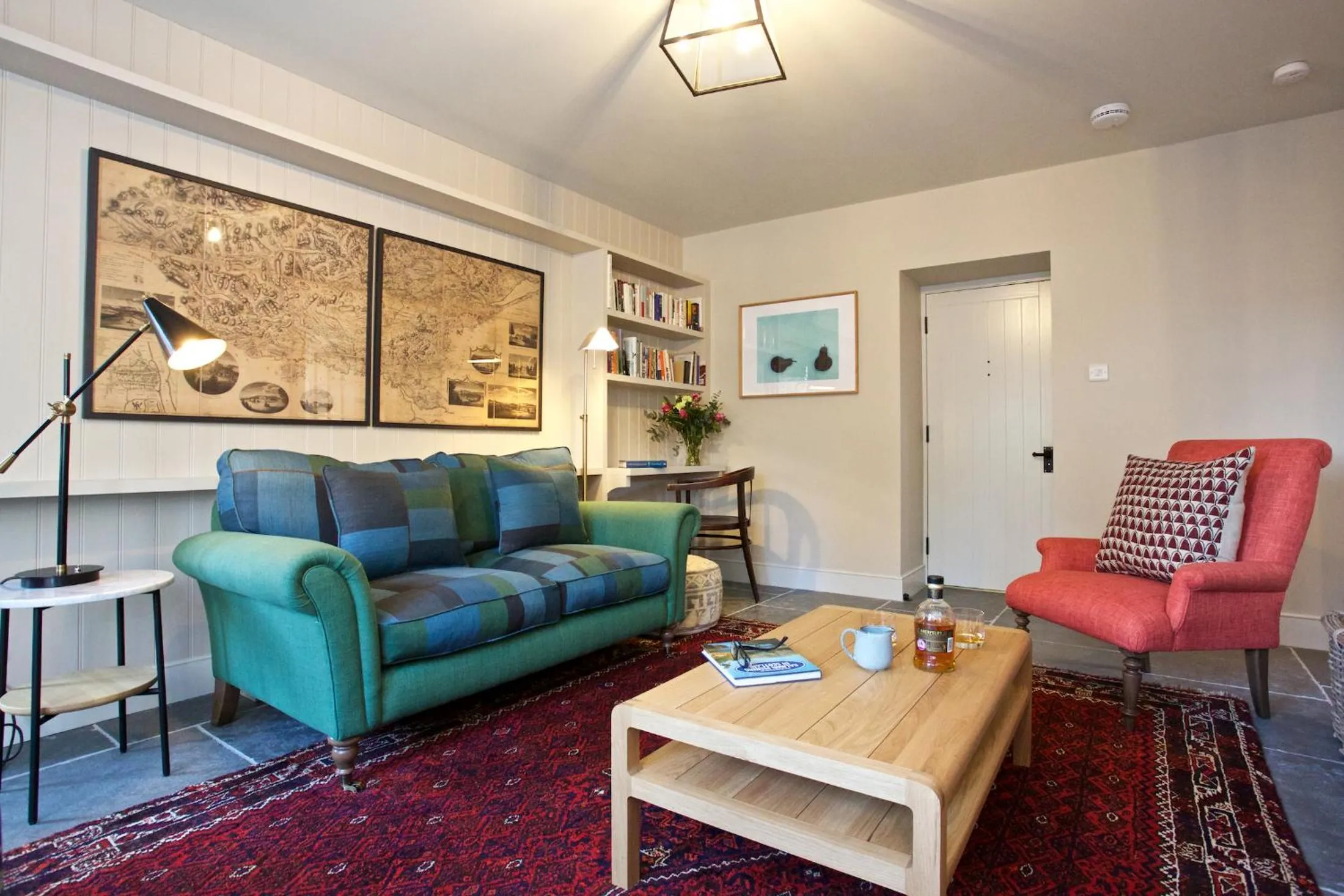 Living room in Ross Lodge