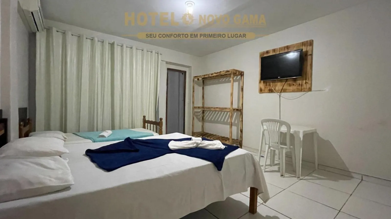 Bed in Hotel Novo Gama