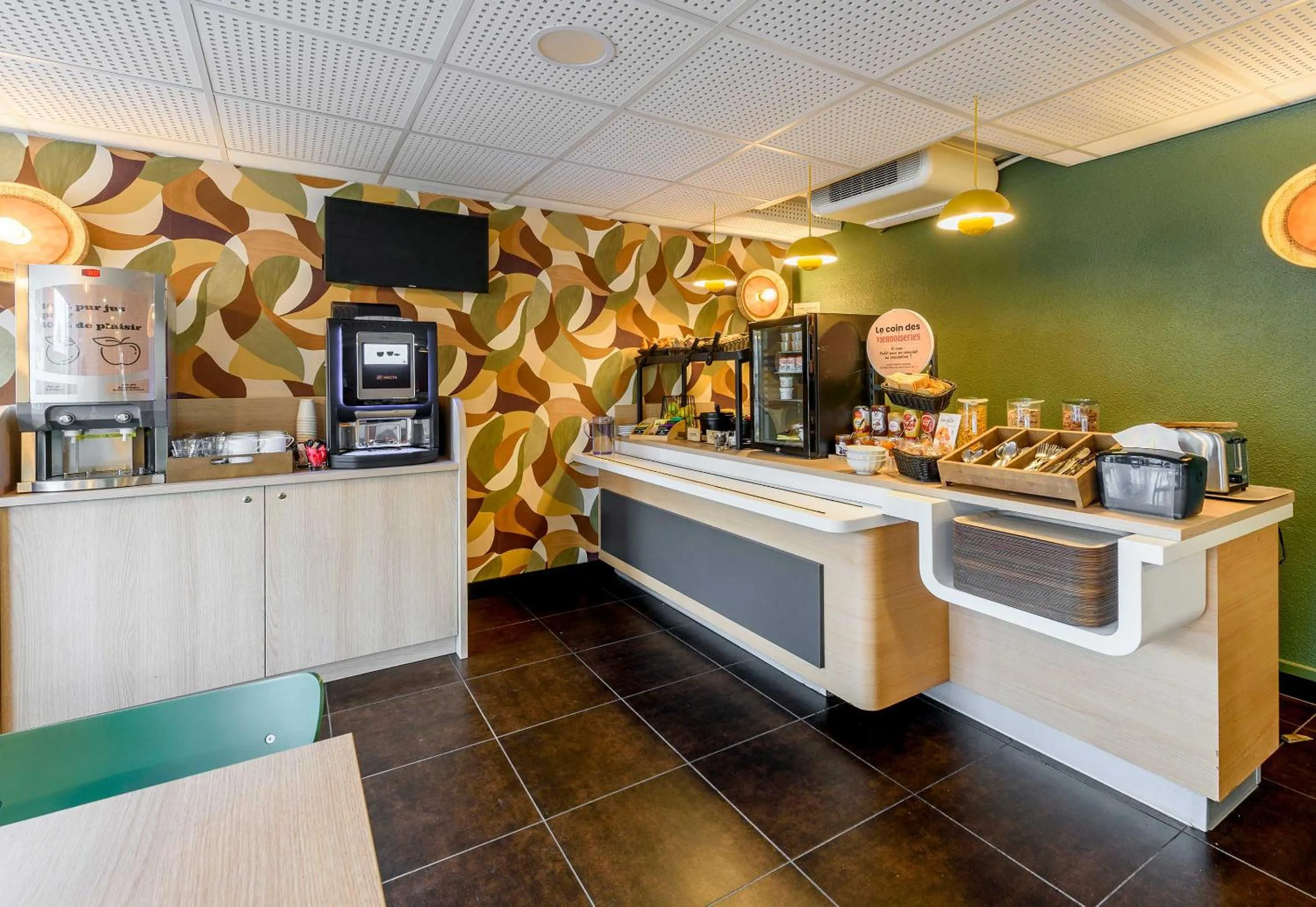 Breakfast in B&B HOTEL Toulouse Cité de l'Espace Hurel