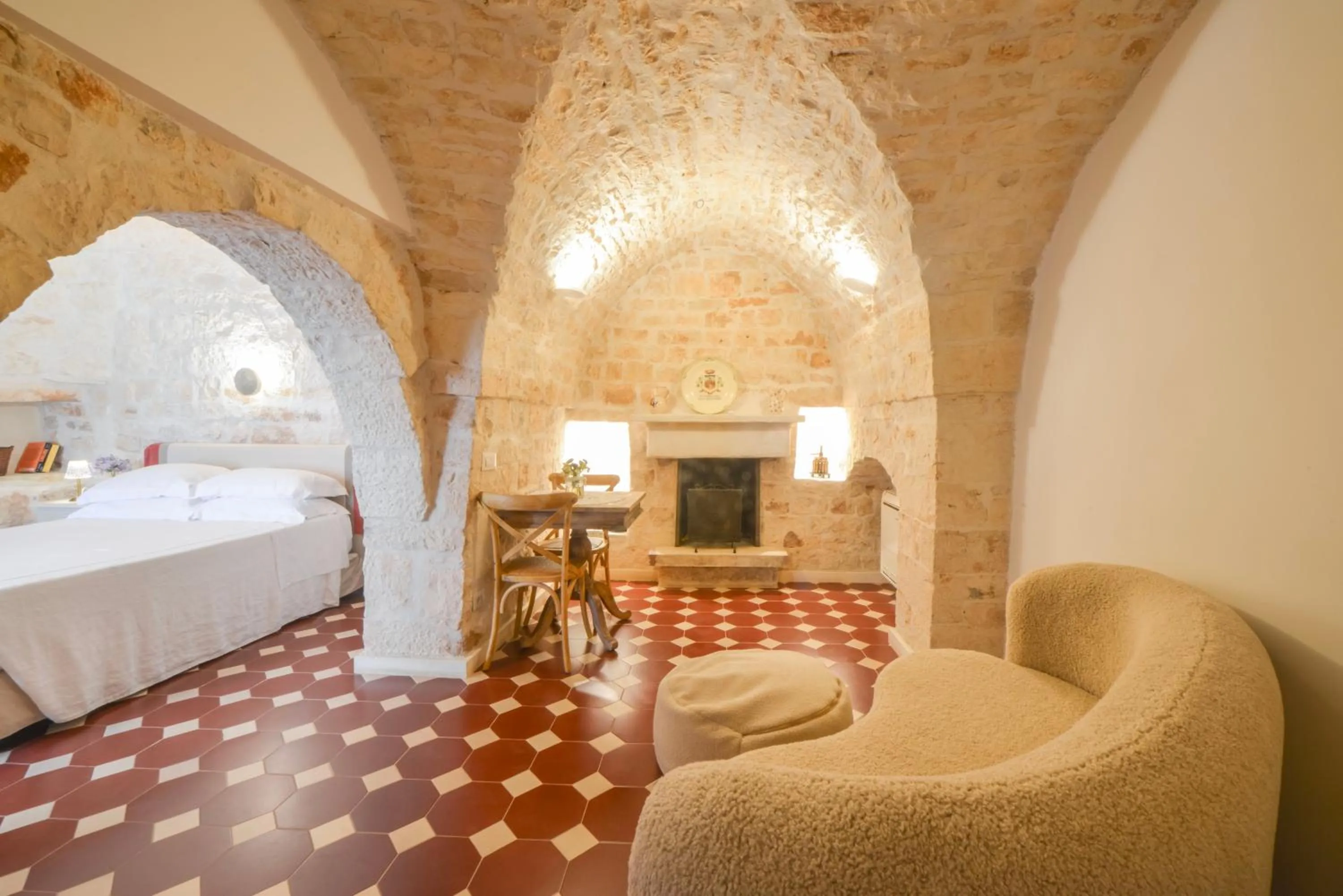 Bed in Leonardo Trulli Resort