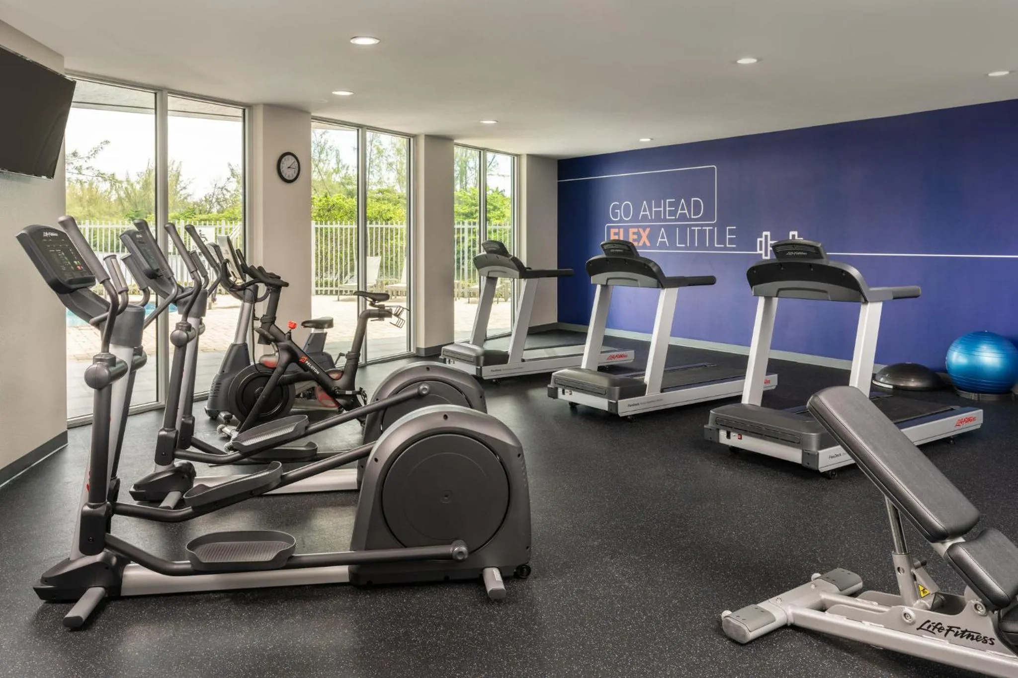 Fitness centre/facilities in Holiday Inn Express Miami Airport-Blue Lagoon Area by IHG