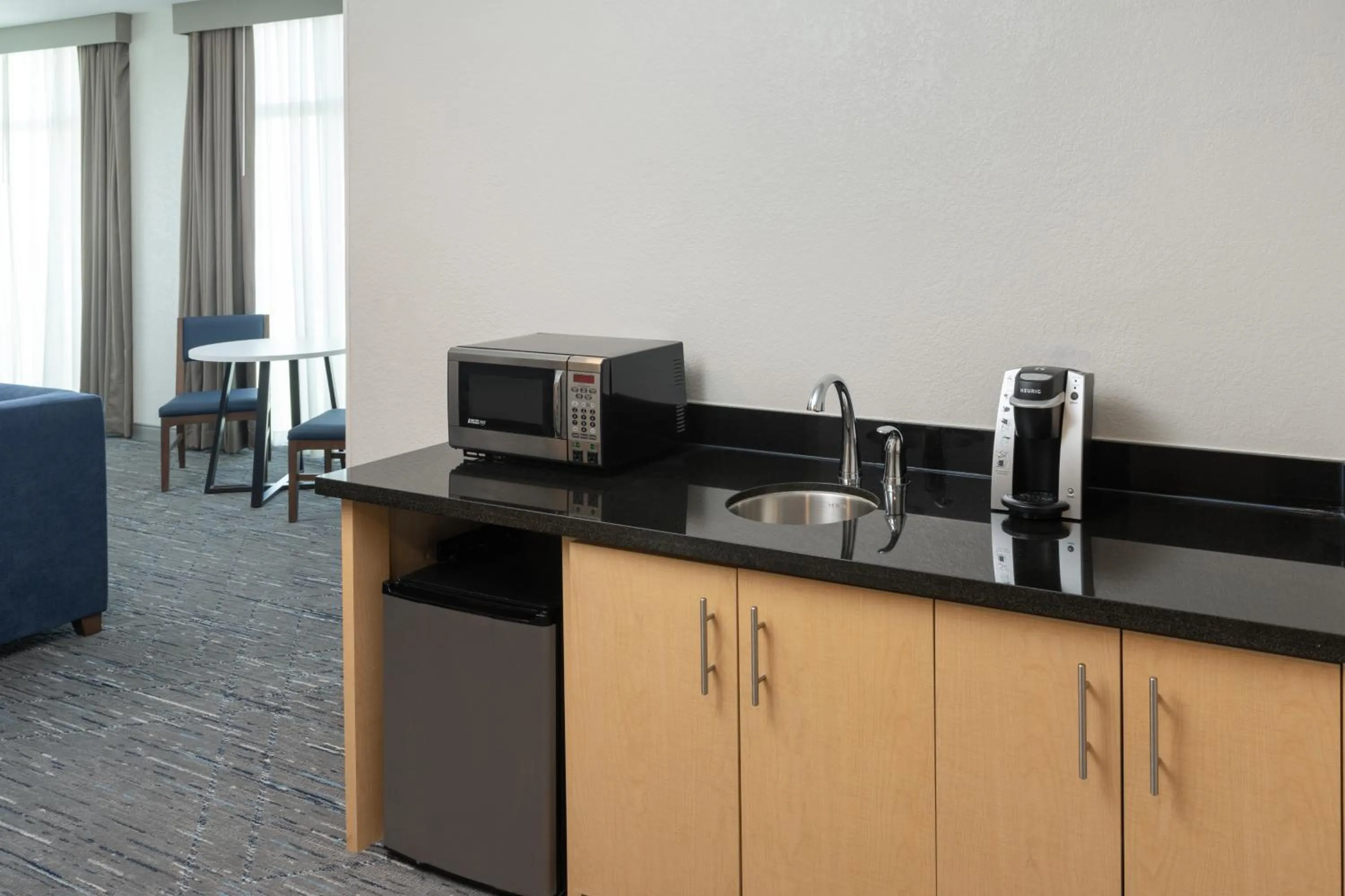 Kitchen or kitchenette in Holiday Inn Express Miami Airport-Blue Lagoon Area by IHG
