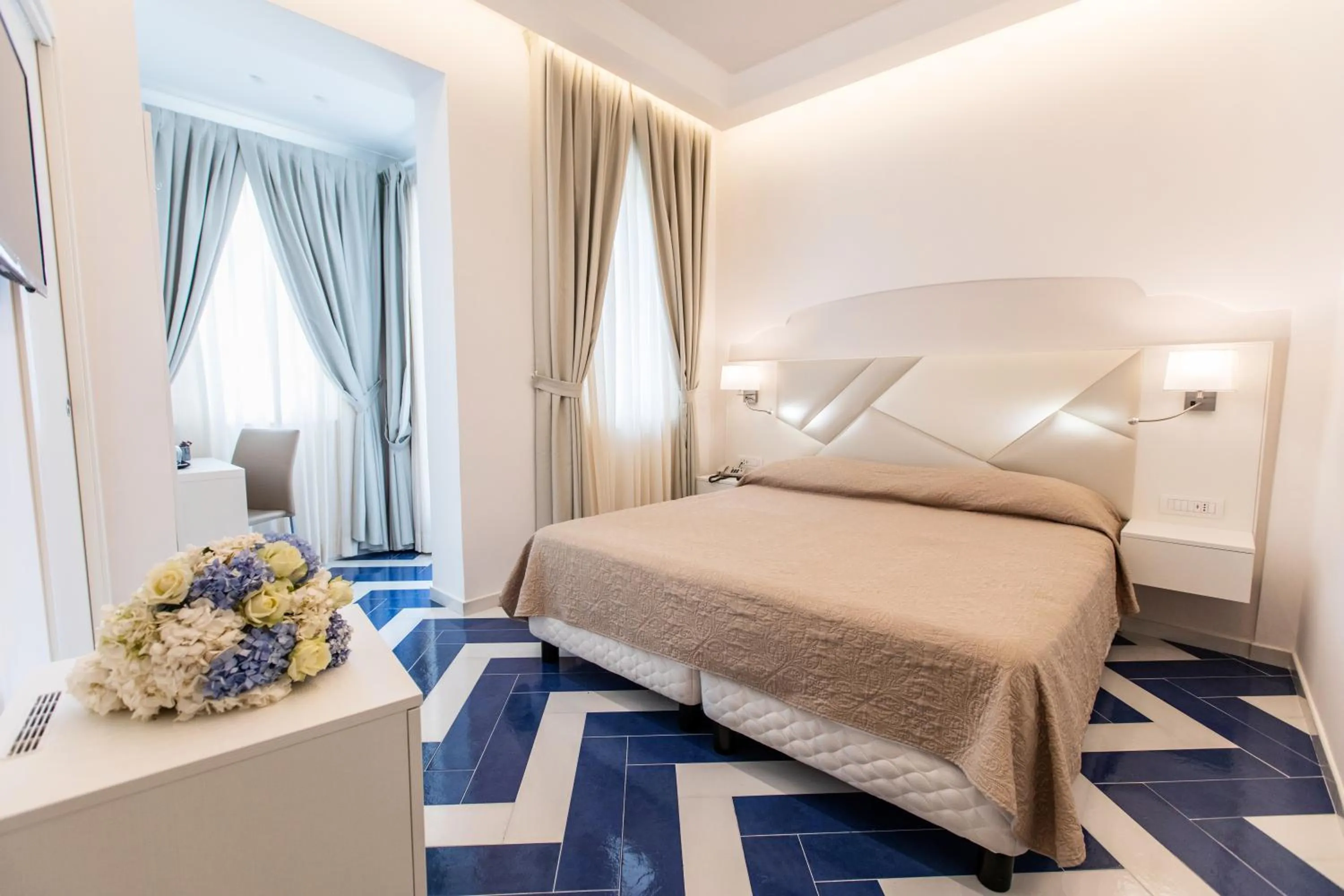 Bedroom, Bed in Hotel le Rocce - Agerola, Amalfi Coast