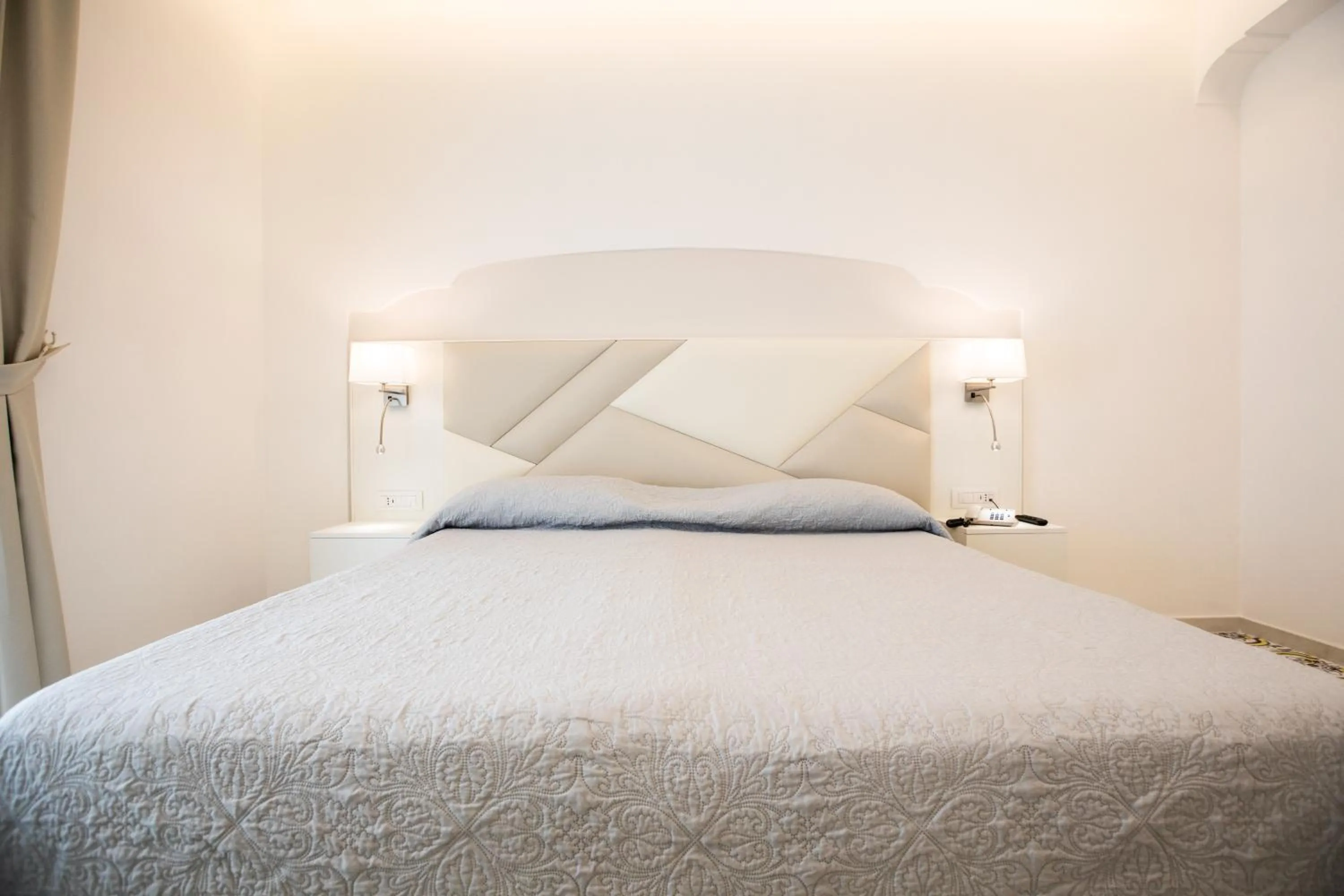 Photo of the whole room, Bed in Hotel le Rocce - Agerola, Amalfi Coast