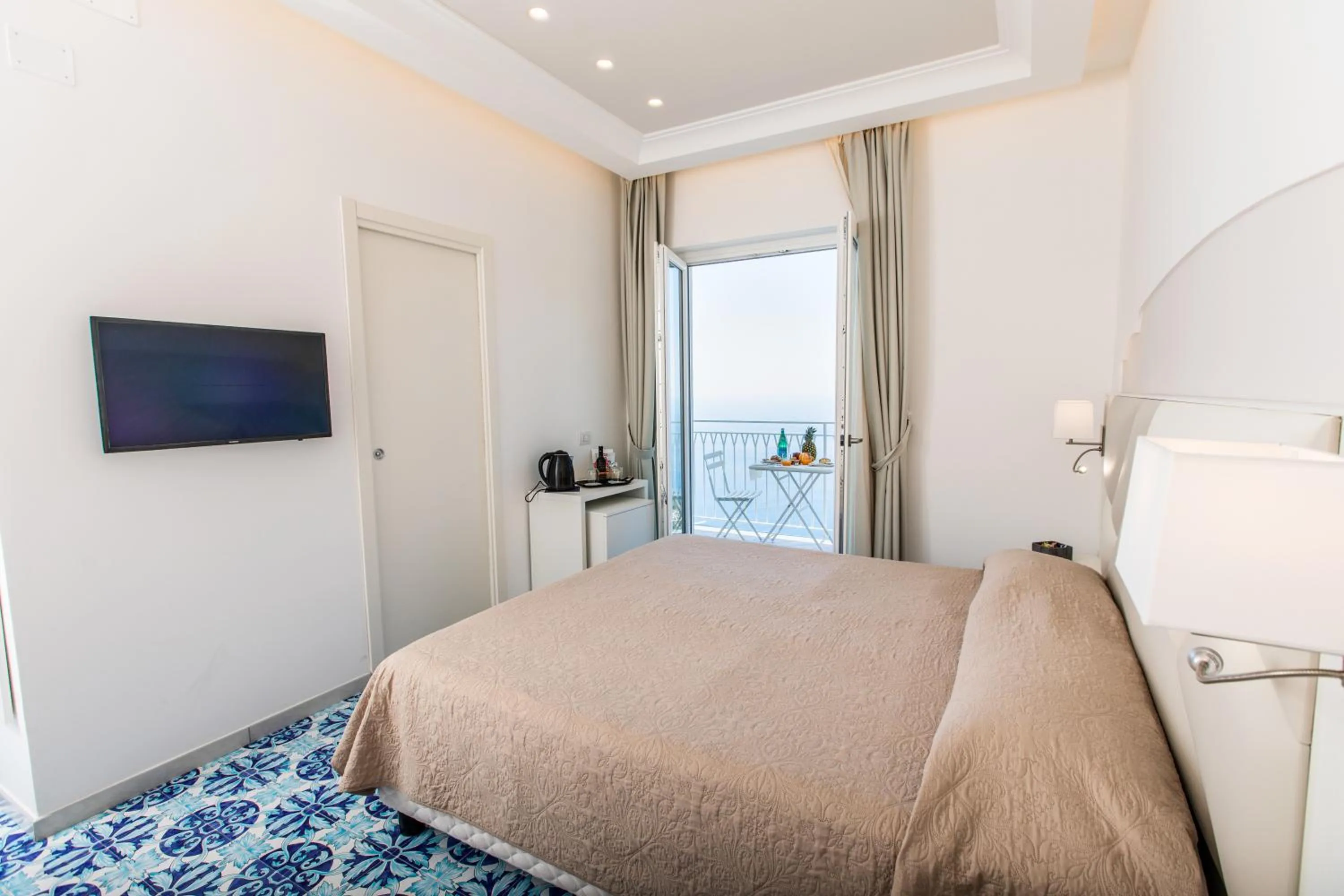 TV and multimedia, Bed in Hotel le Rocce - Agerola, Amalfi Coast