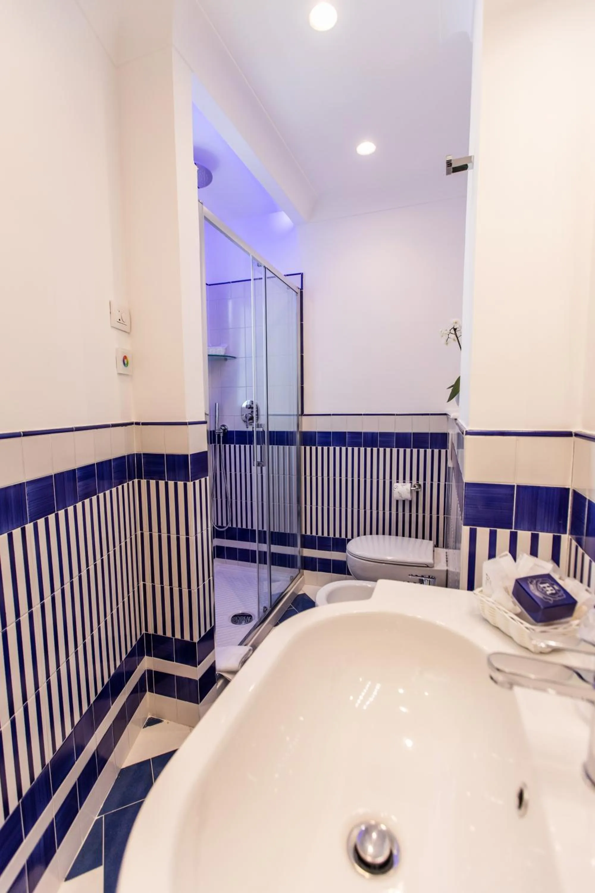 Bathroom in Hotel le Rocce - Agerola, Amalfi Coast