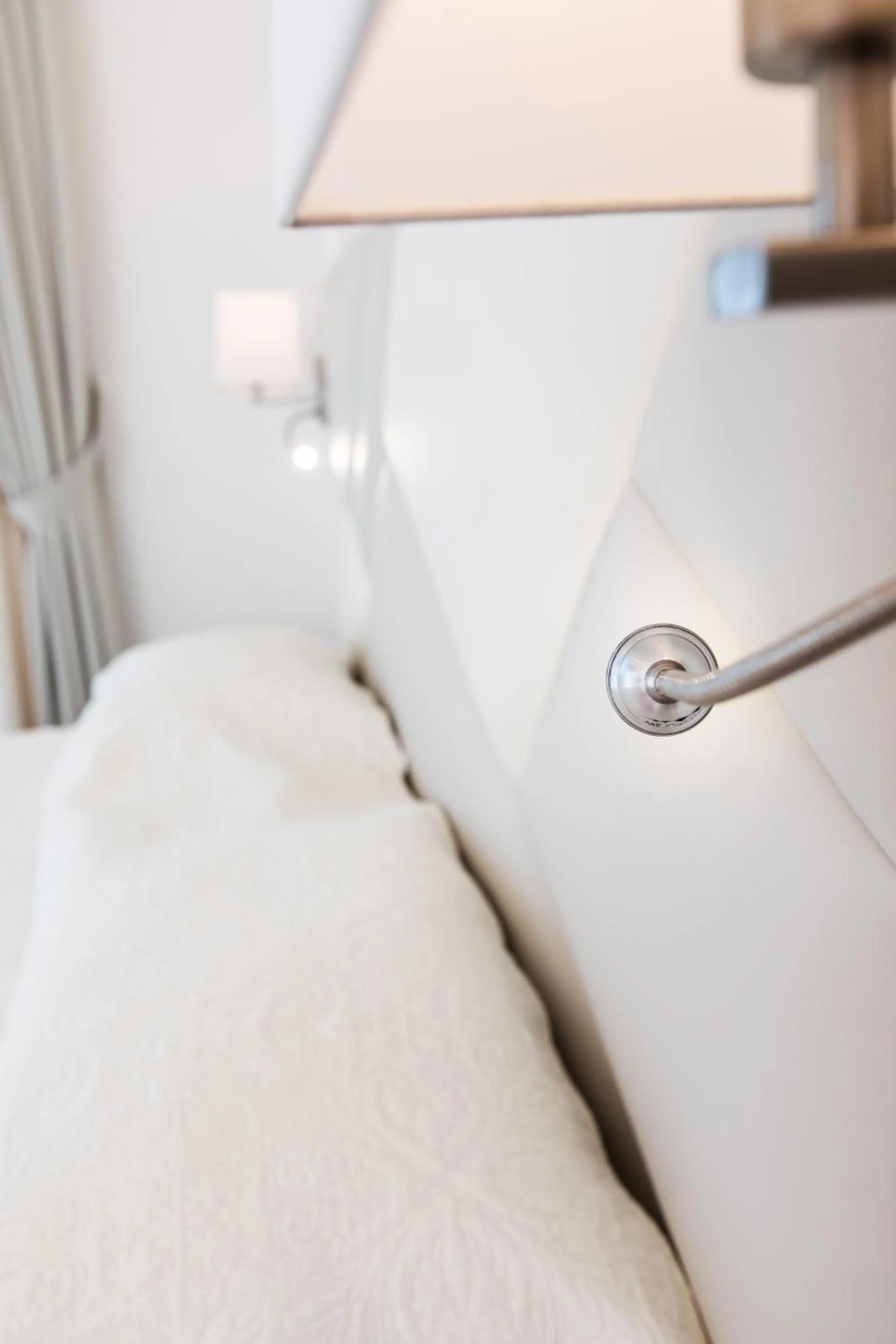 Decorative detail, Bed in Hotel le Rocce - Agerola, Amalfi Coast