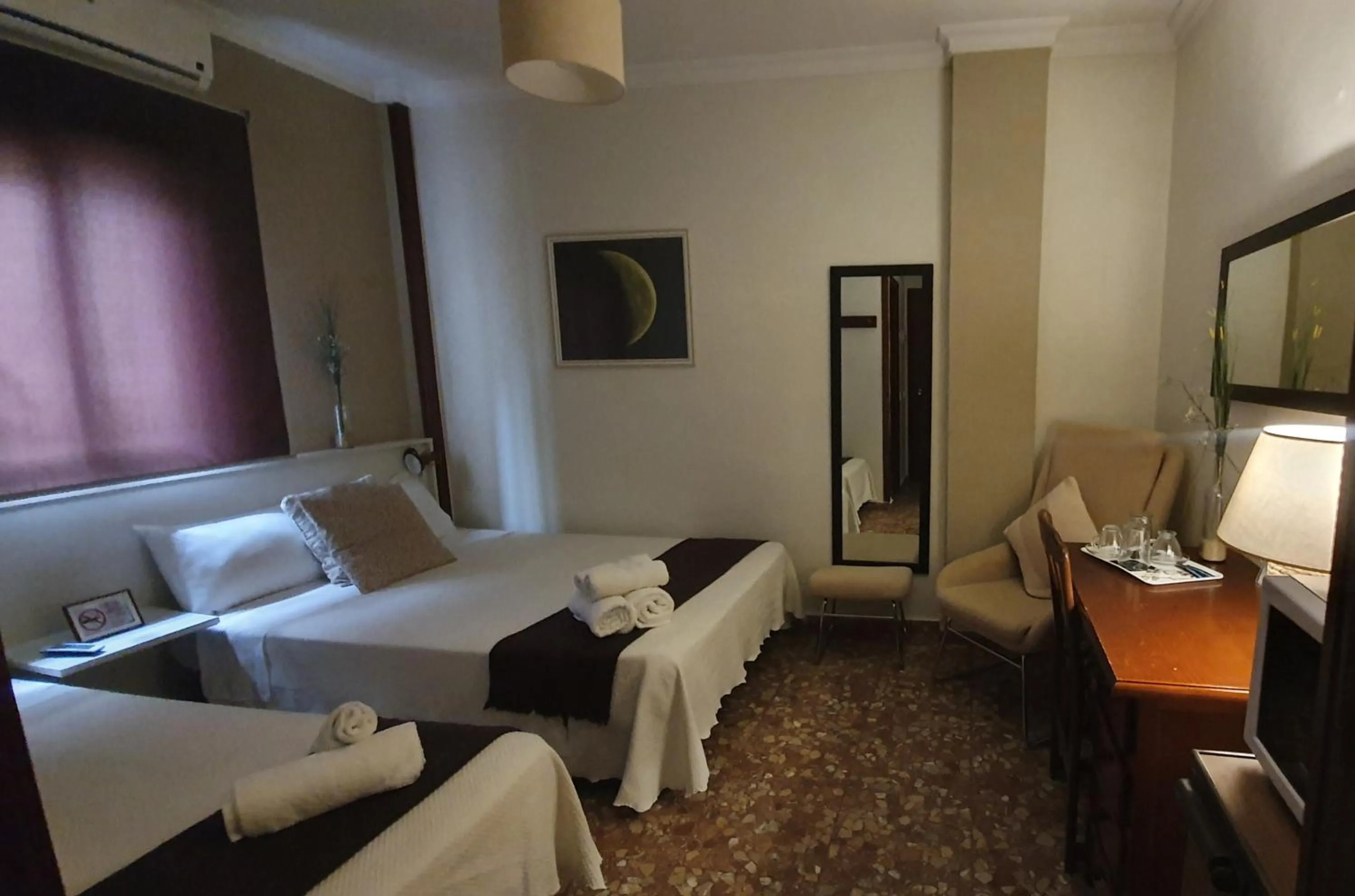 Bed in LUNA-Guest Rooms