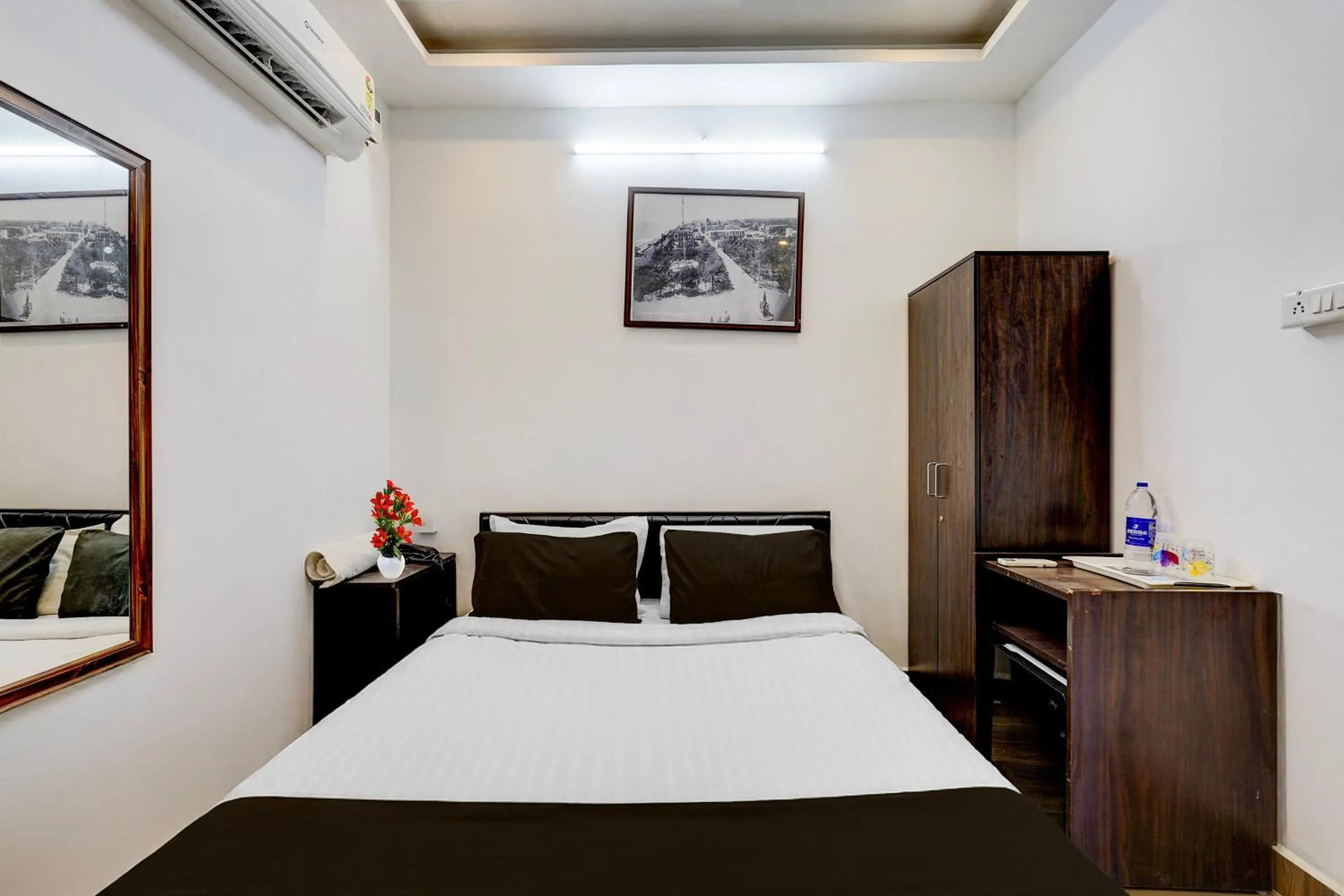 Bedroom, Bed in Townhouse Auroville Beach Formerly De Heritage