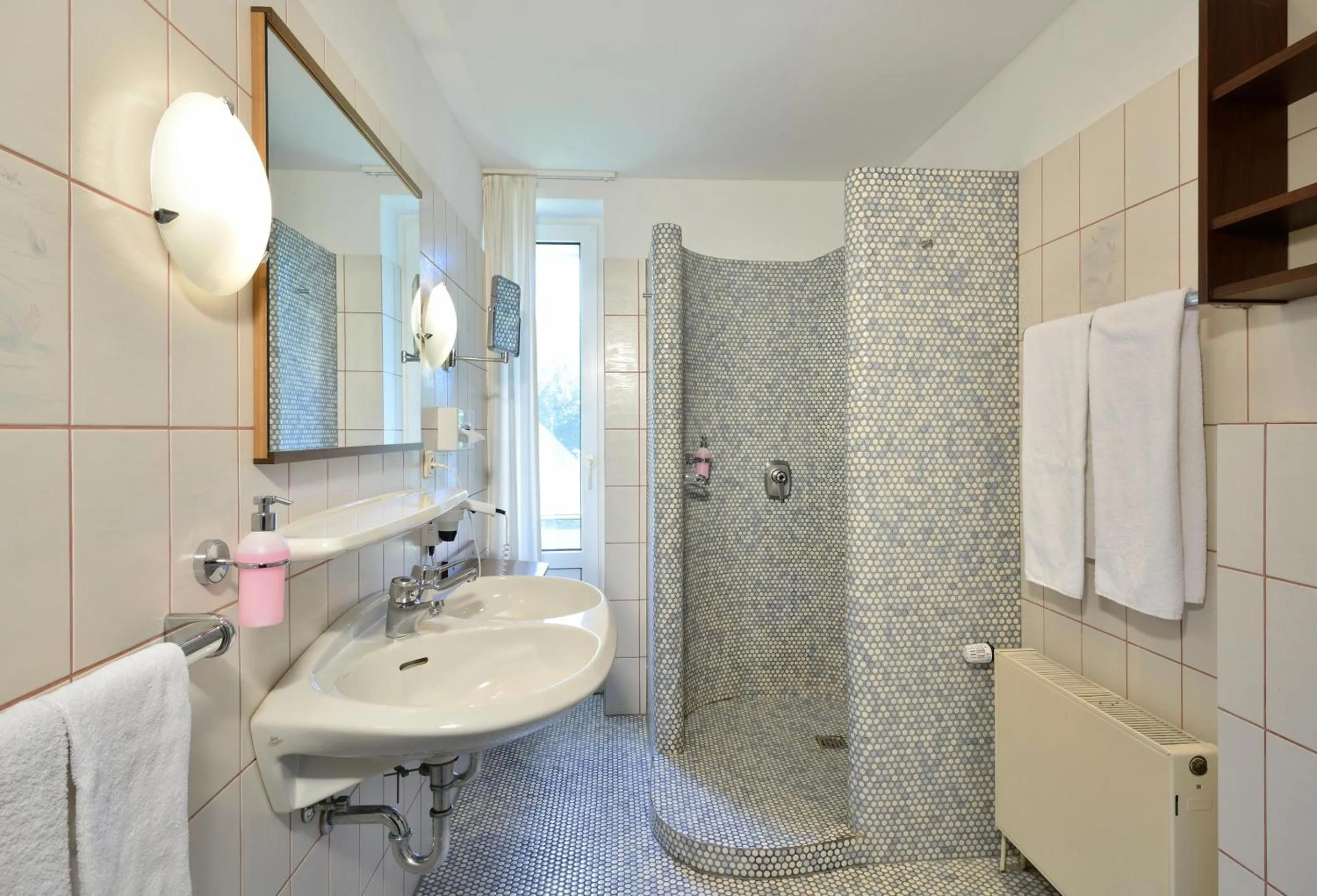 Shower in Köhlers Forsthaus Wellness & Genuss Hotel