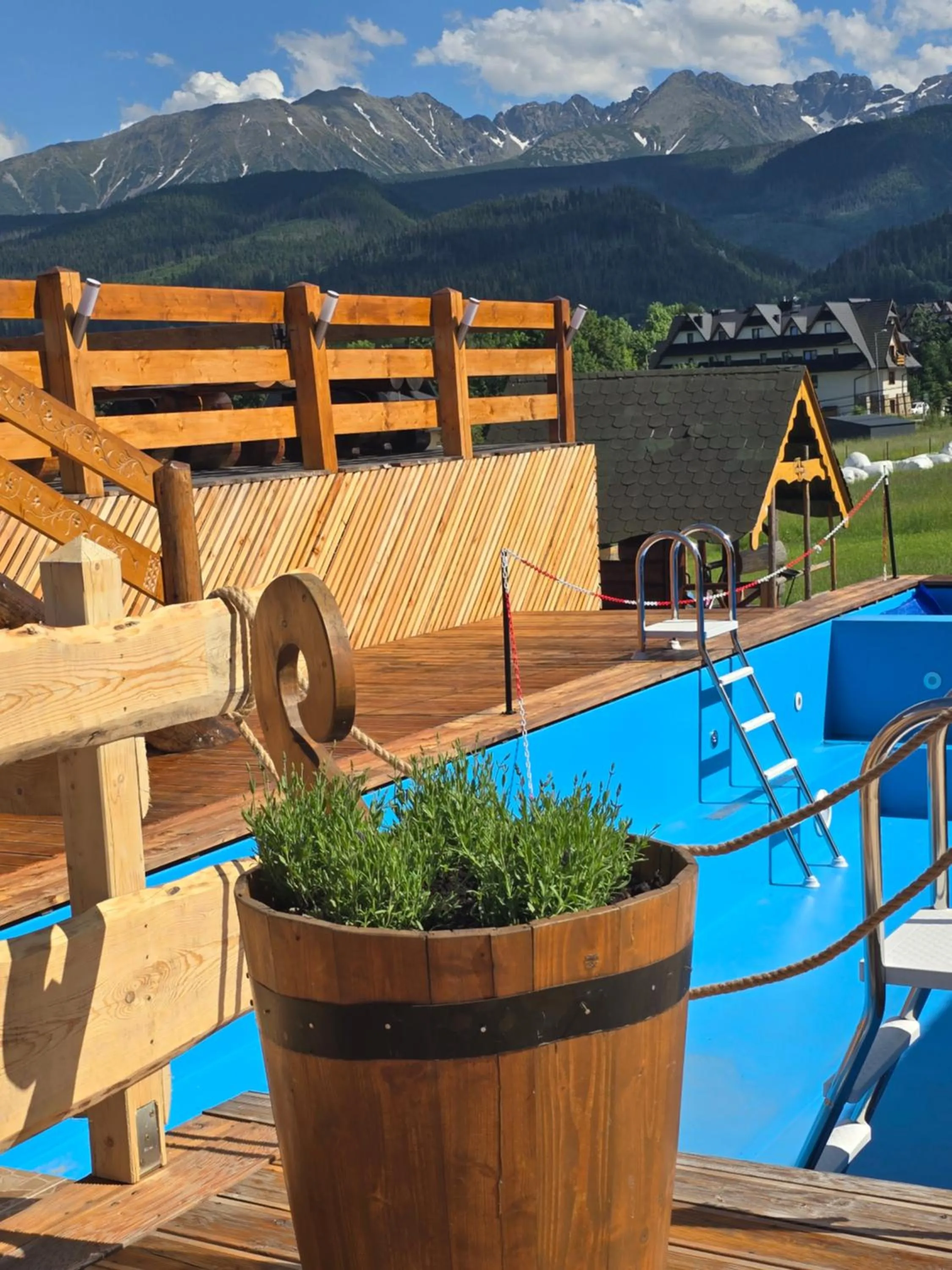 Karczma Mikuda - Sauna Basen Jacuzzi z widokiem na góry - Kuligi - Parking