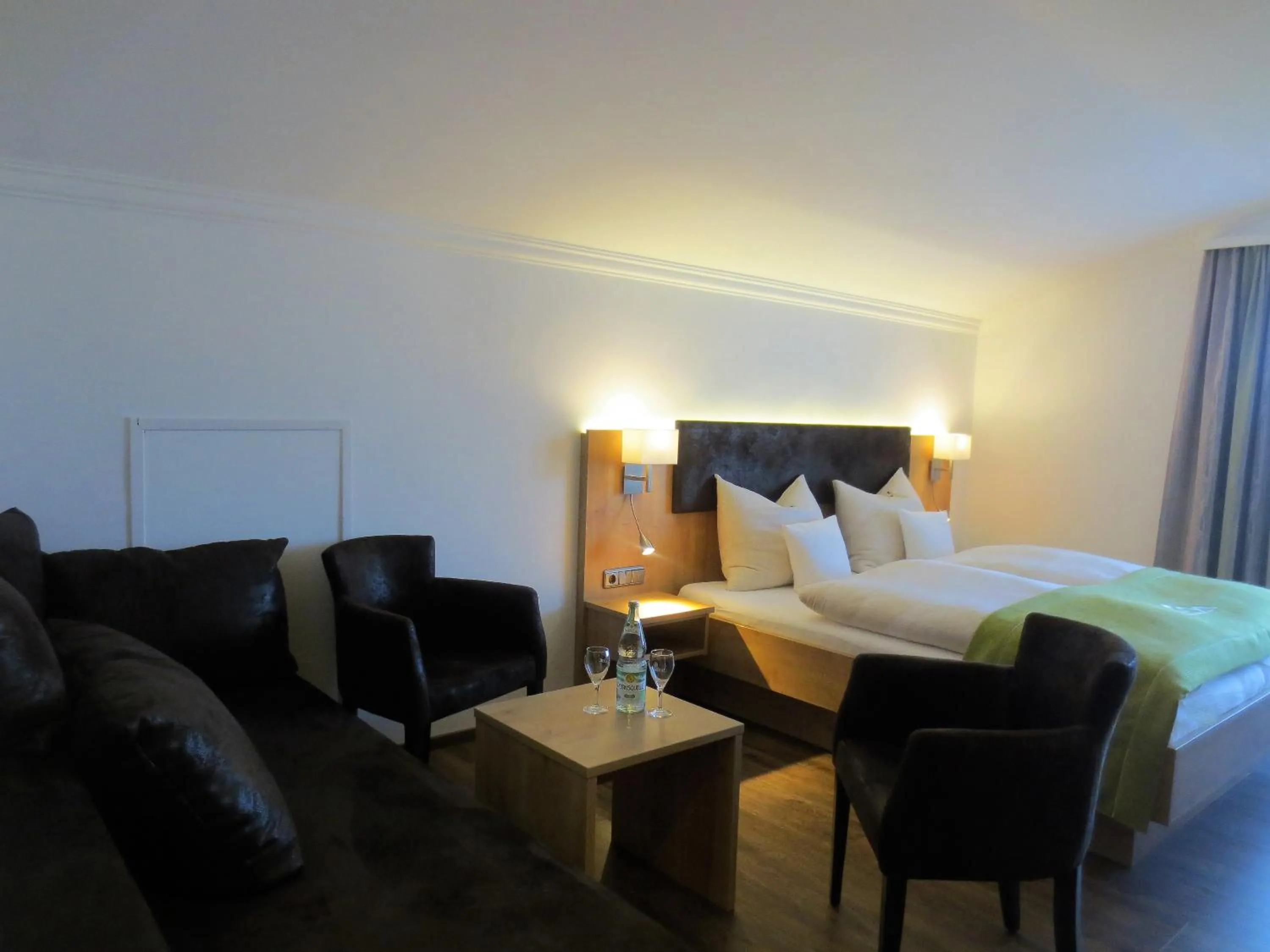 Photo of the whole room, Bed in Hotel Alp Inn - Chiemgaukarte inclusive