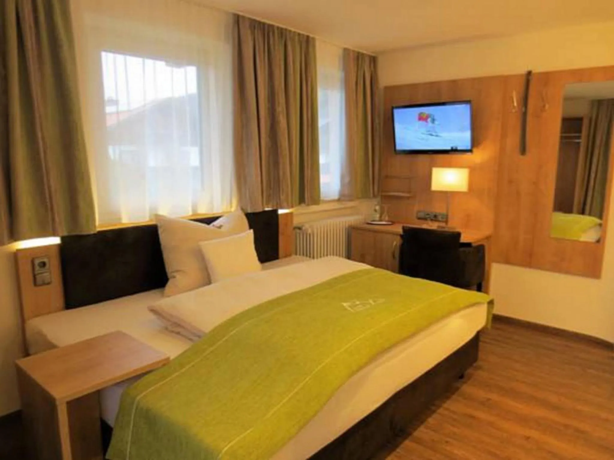 Photo of the whole room, Bed in Hotel Alp Inn - Chiemgaukarte inclusive