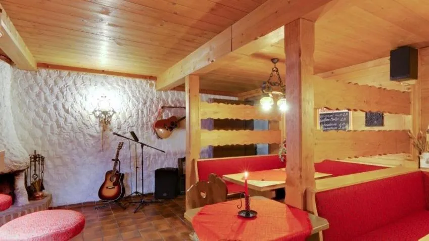 Lounge or bar in Hotel Alp Inn - Chiemgaukarte inclusive