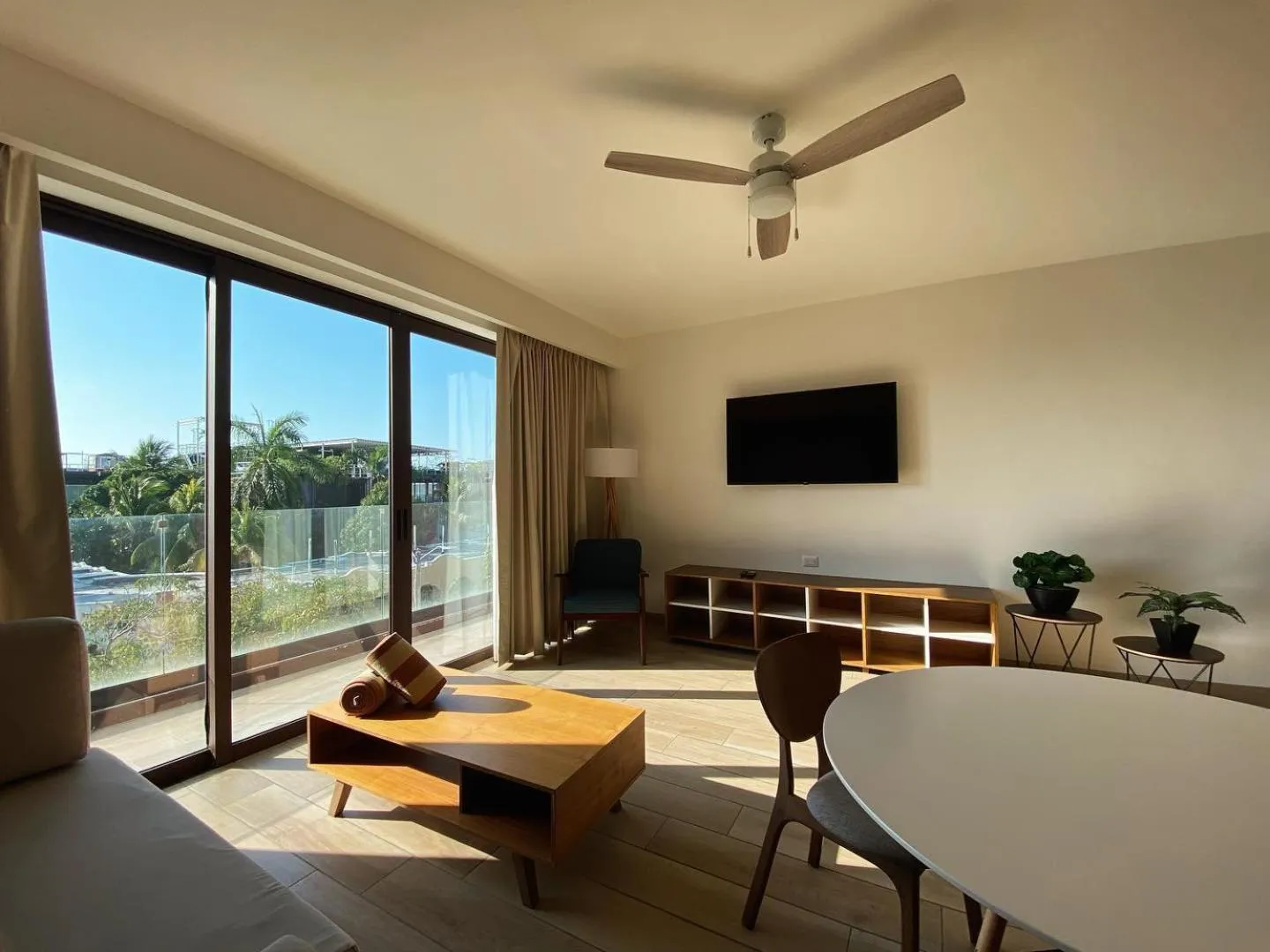 TV and multimedia in Tú Paraiso Privado- Lahun Suites Playa del carmen