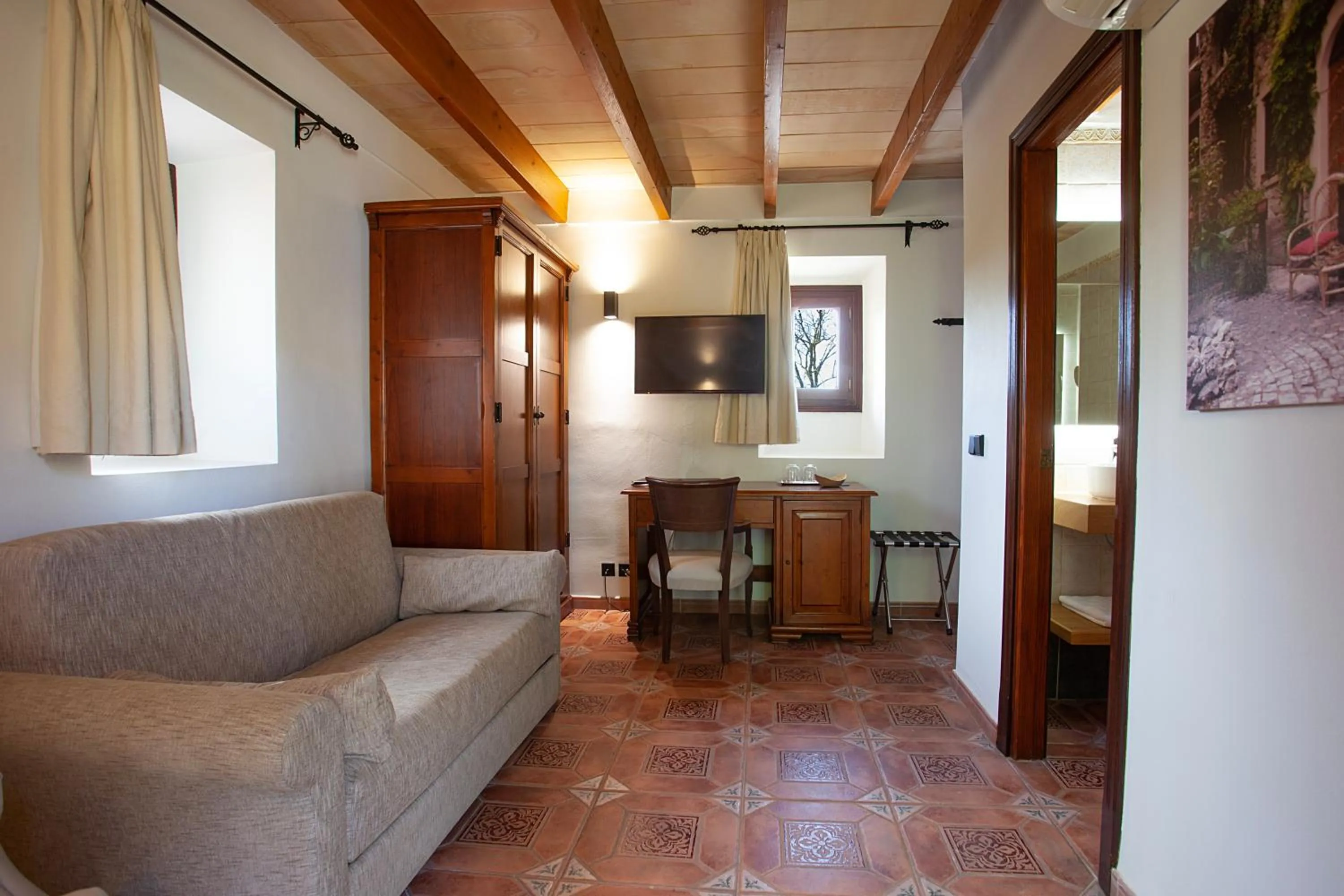 TV and multimedia in S'Hort de Son Caulelles - Adults Only