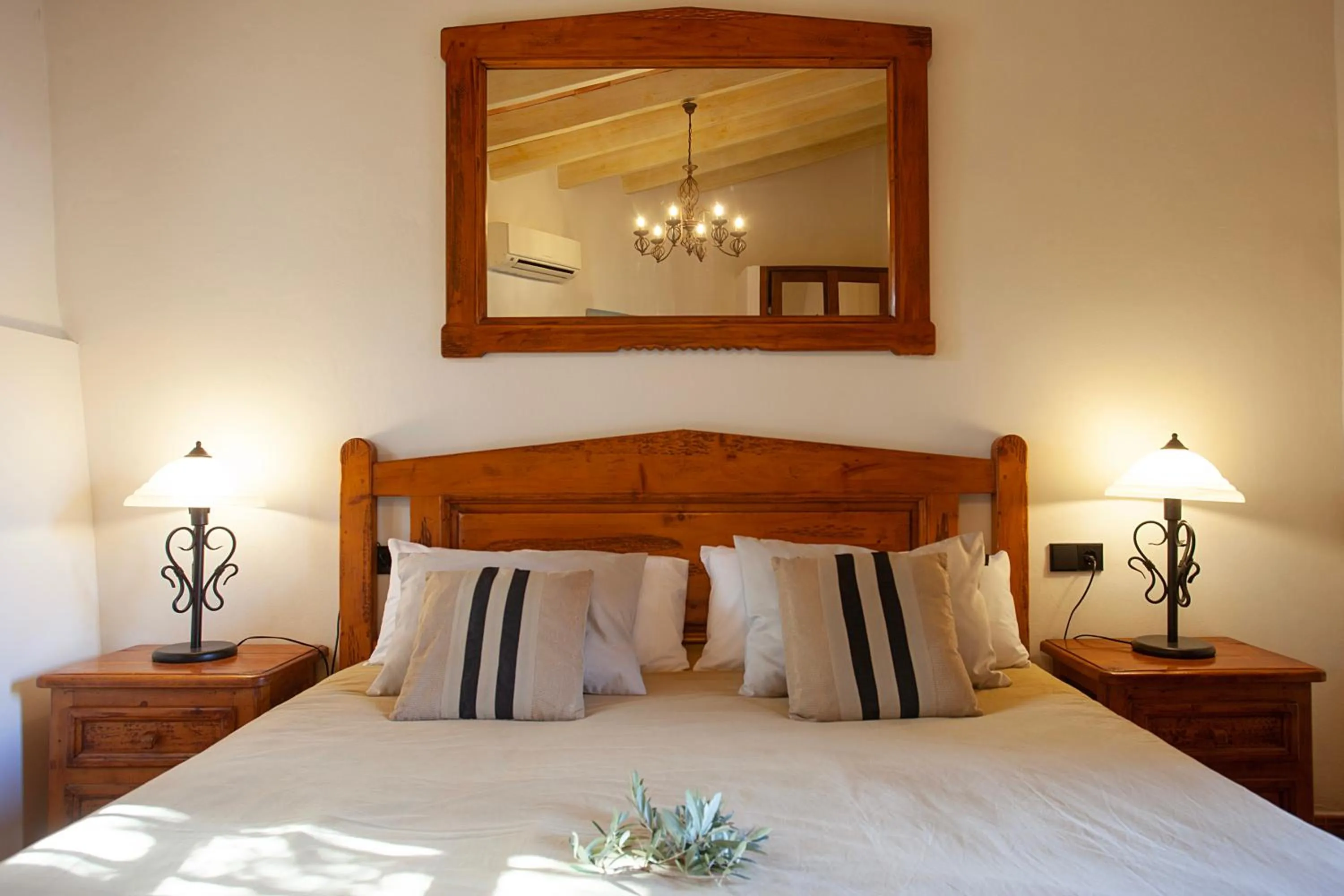 Bed in S'Hort de Son Caulelles - Adults Only