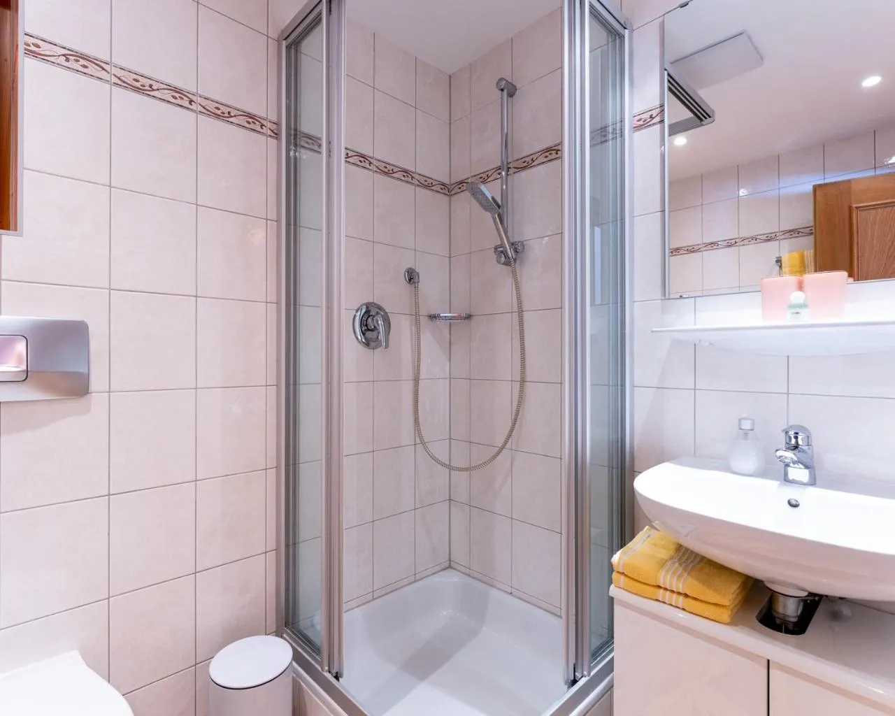 Bathroom in Hotel & Chalets Lampllehen