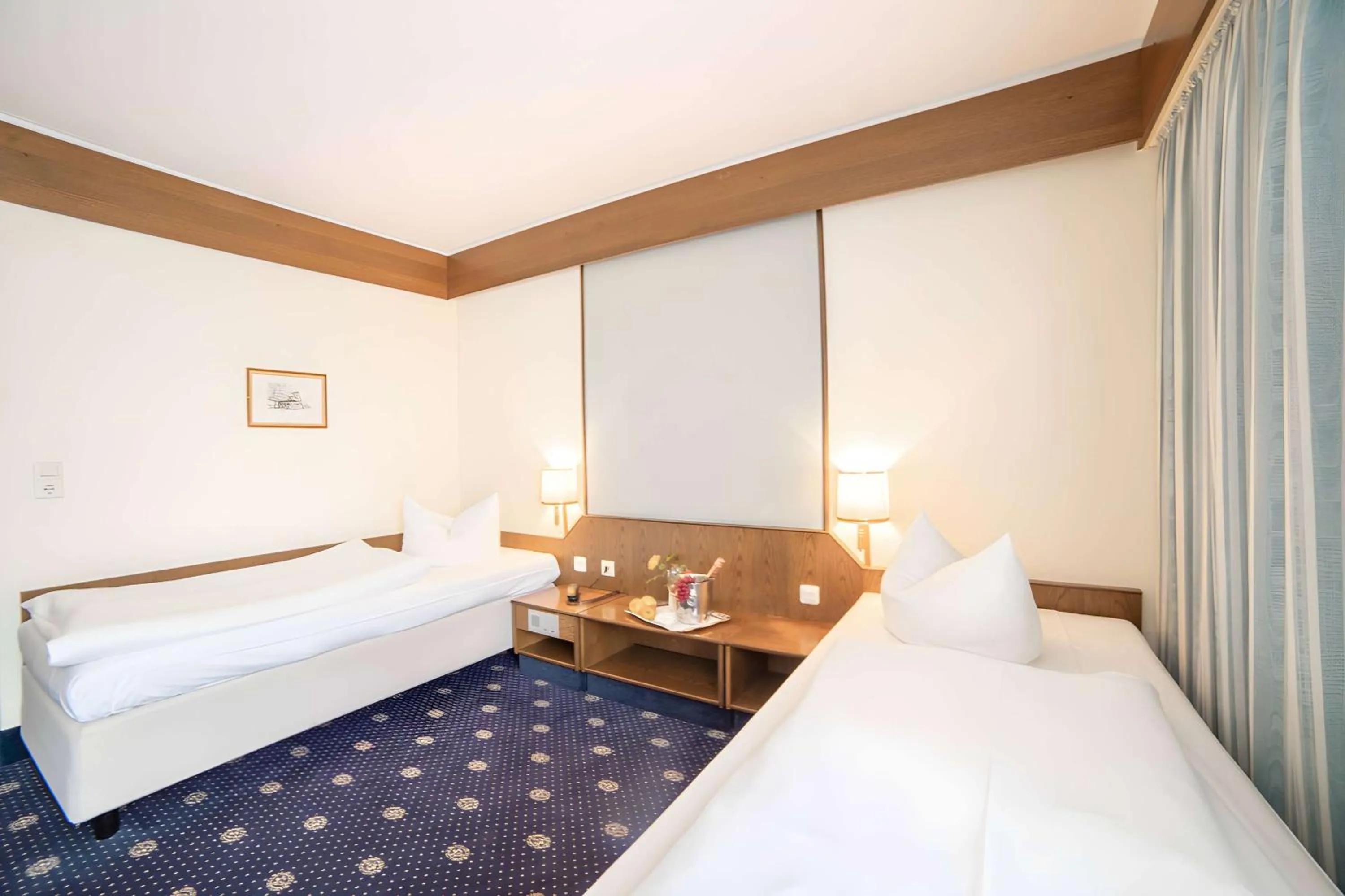 Photo of the whole room, Bed in City Club Hotel