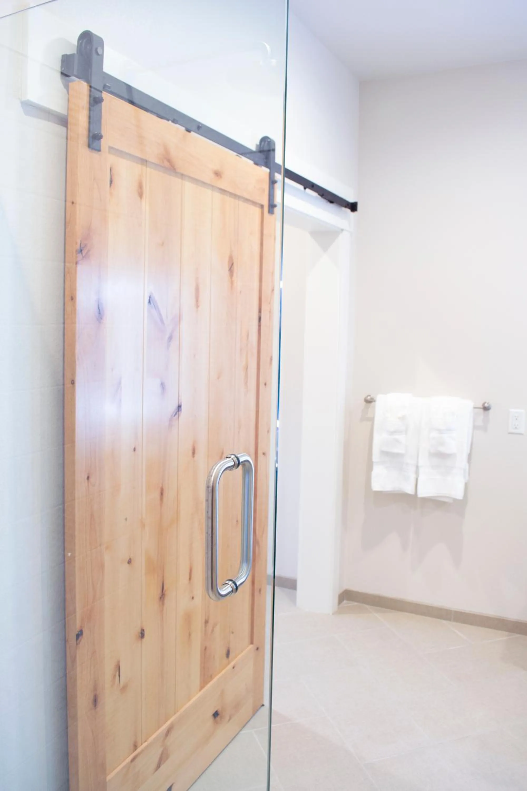 Shower in Hotel Millwright