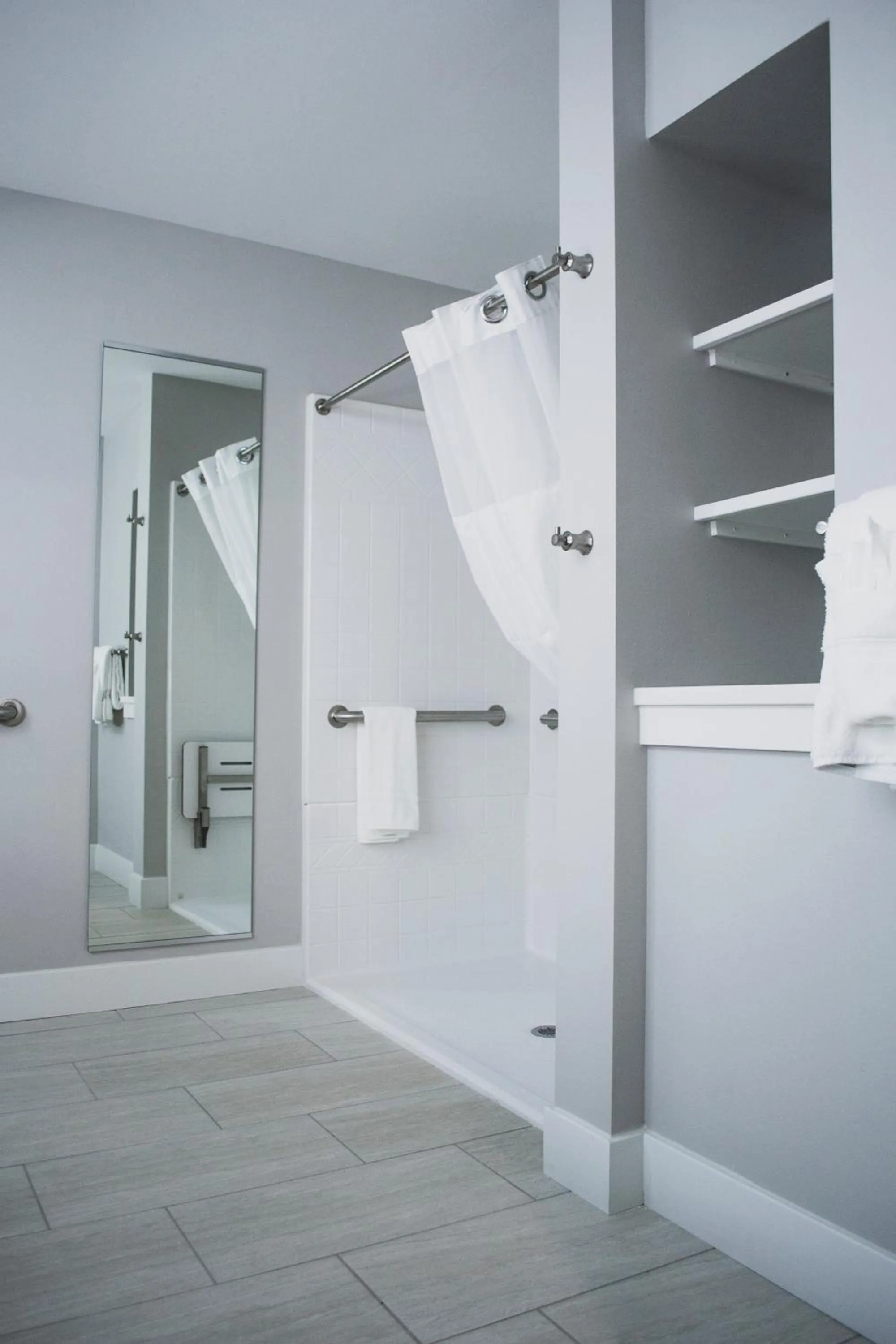 Shower in Hotel Millwright