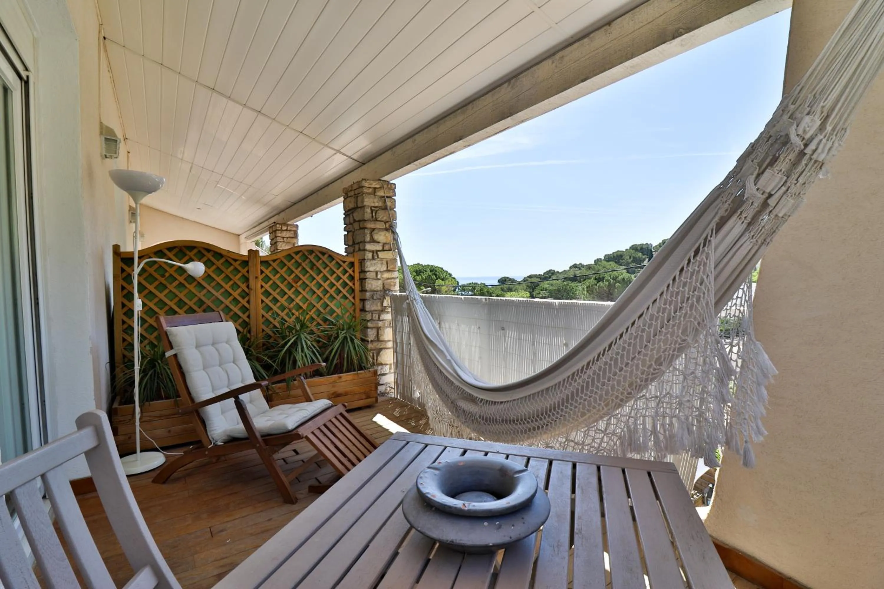 Sea view in Les Chambres d'Hôtes du Grand Mornas