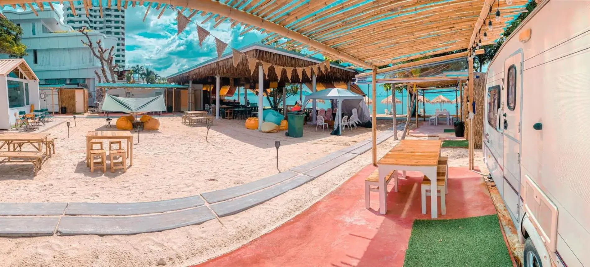 Double Room with Balcony and Sea View in Beach House Camp Double Room with Balcony and Sea View in Beach House Camp