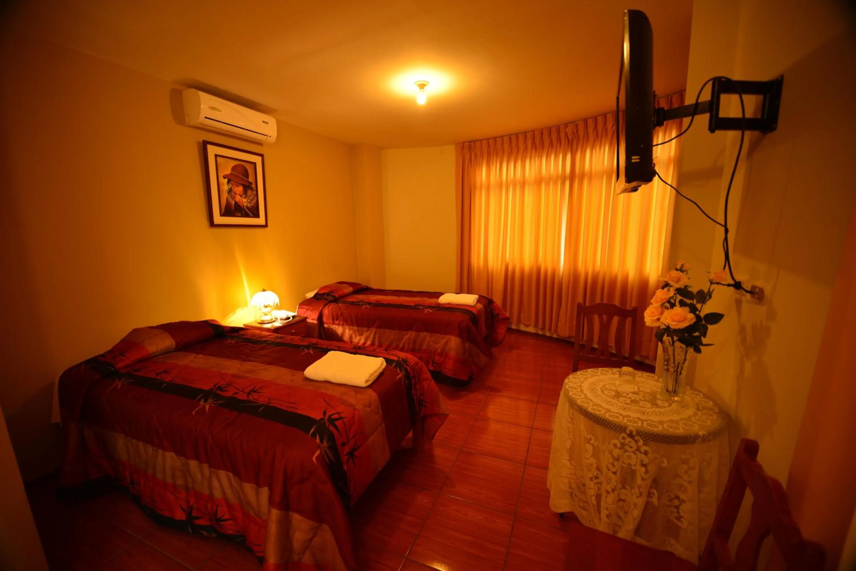 Photo of the whole room, Bed in Hotel Alegria Nasca