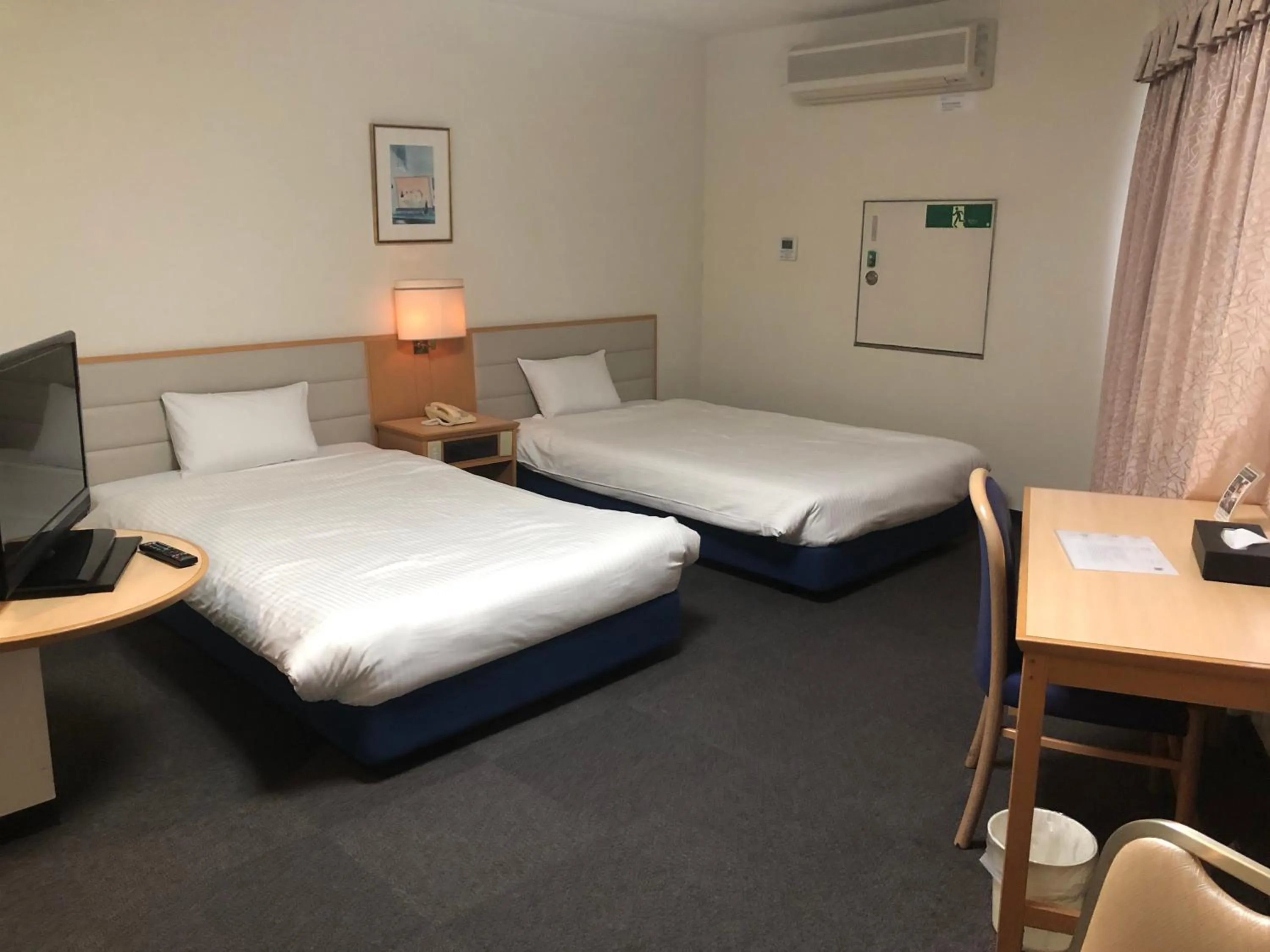 Photo of the whole room, Bed in Ueno Frex Hotel