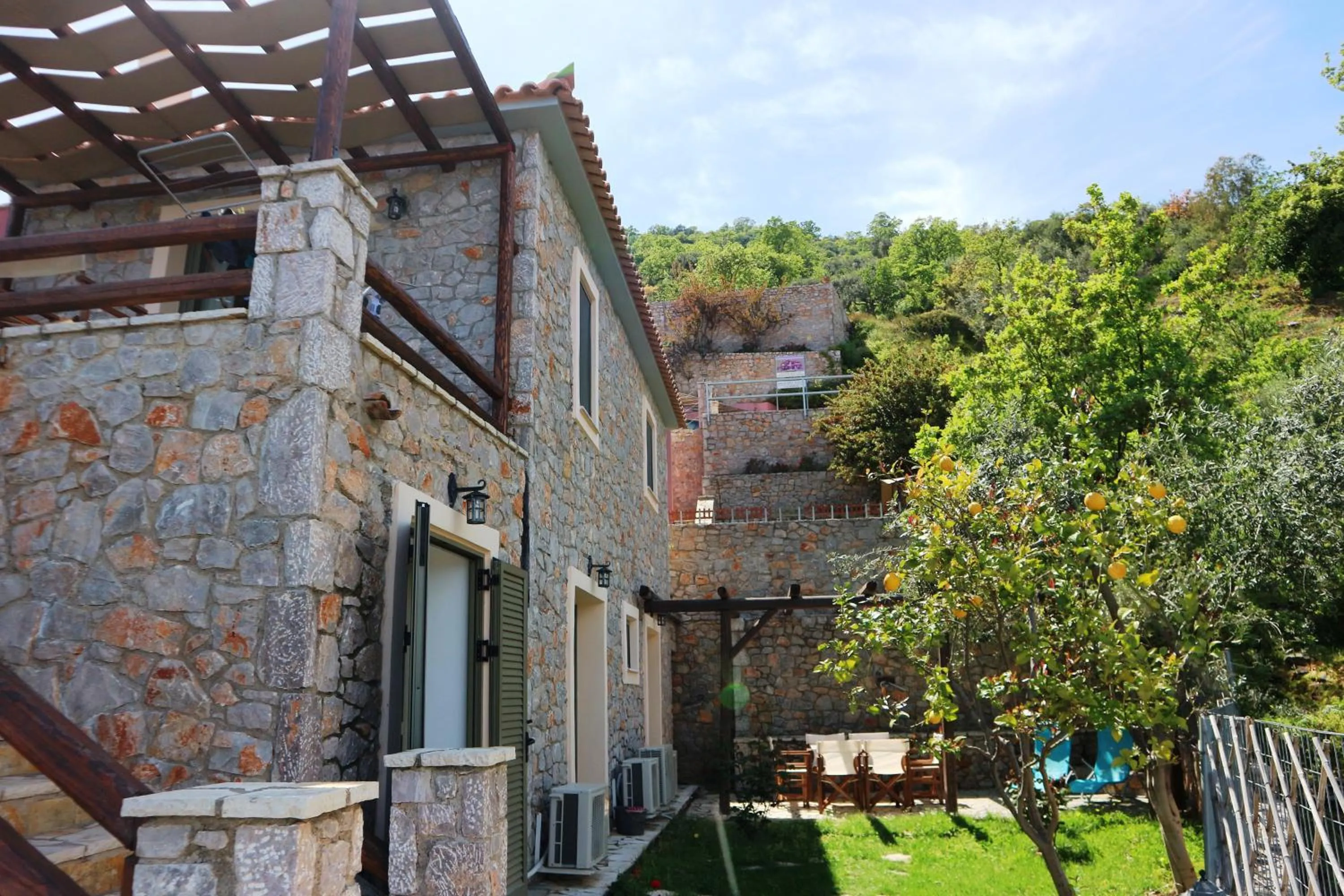 Property building in Dio Escapes Houses