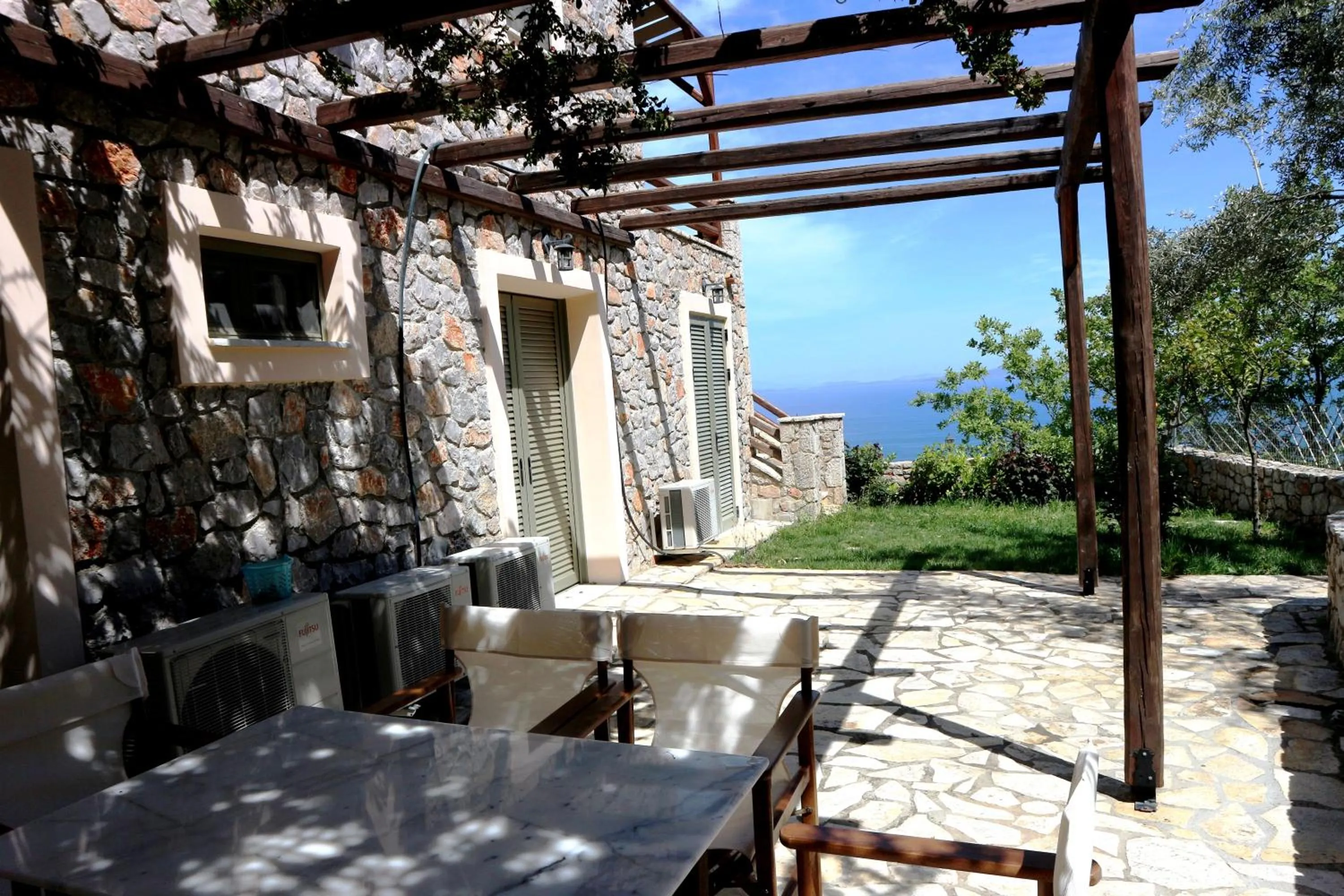 Property building in Dio Escapes Houses