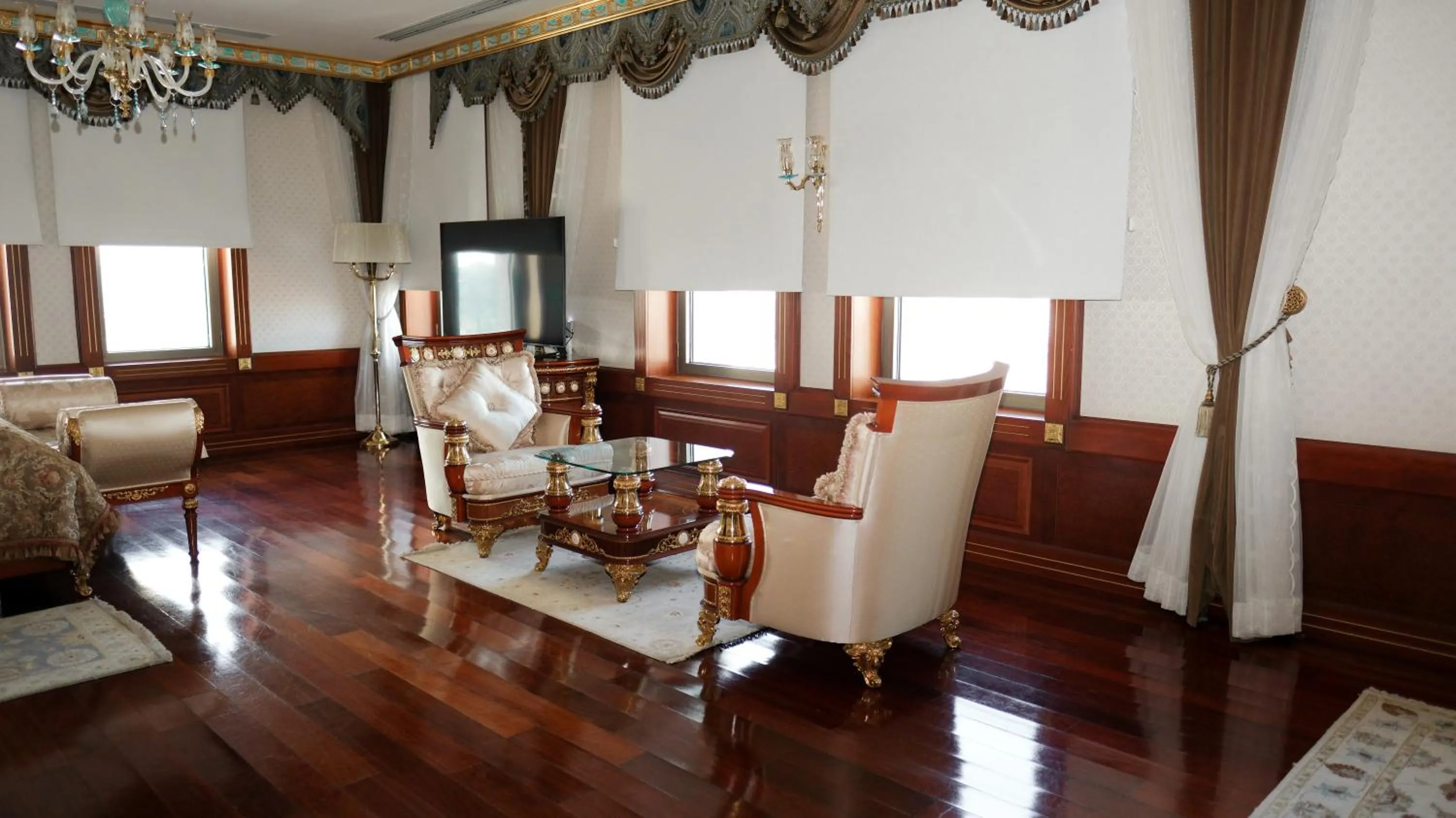 Bedroom in Meyra Palace