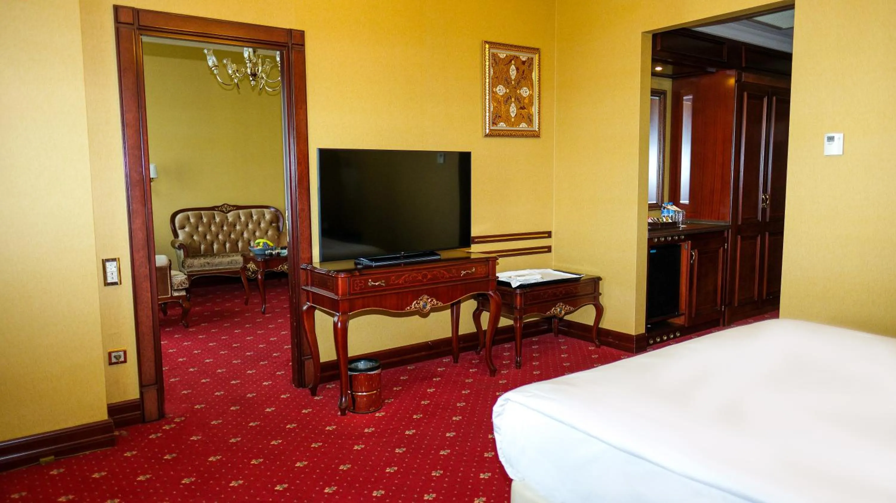 Bedroom, Bed in Meyra Palace