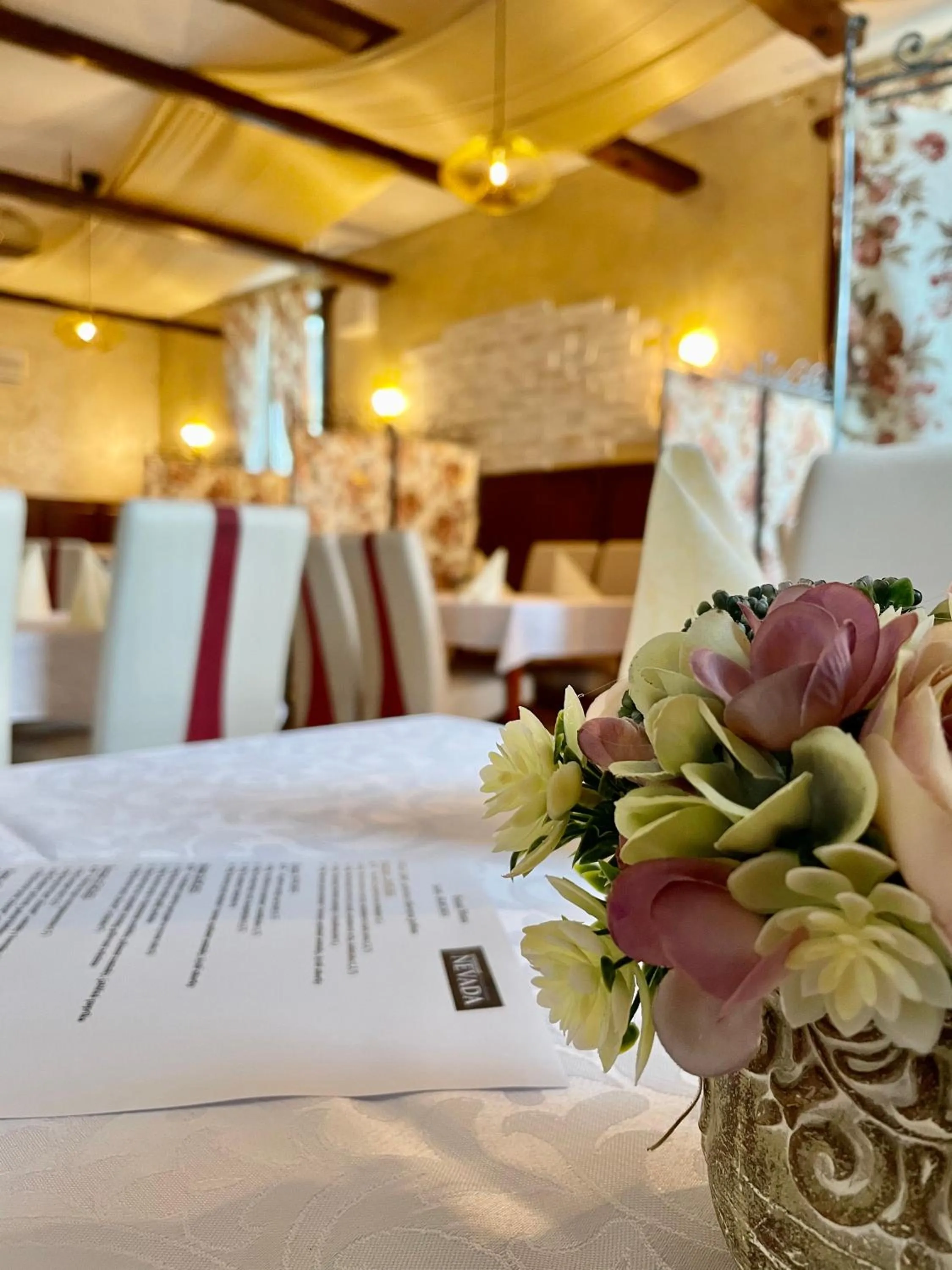 Restaurant/places to eat, Bed in Penzion Nevada